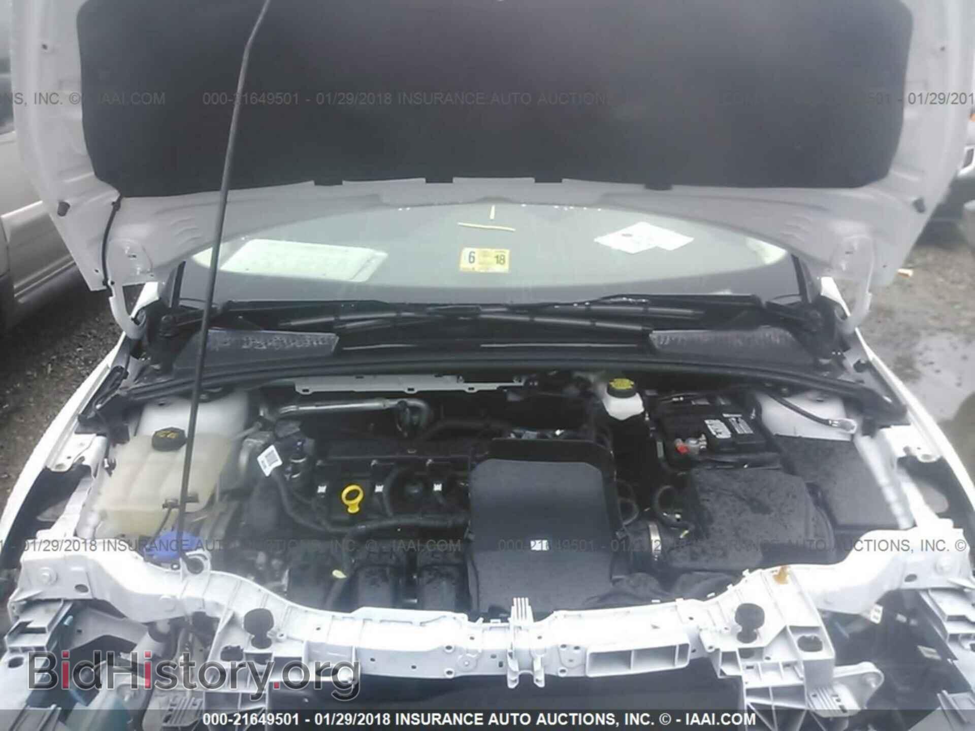 2017 Ford Focus - VIN: 1FADP3E28HL294594 - Photo 10