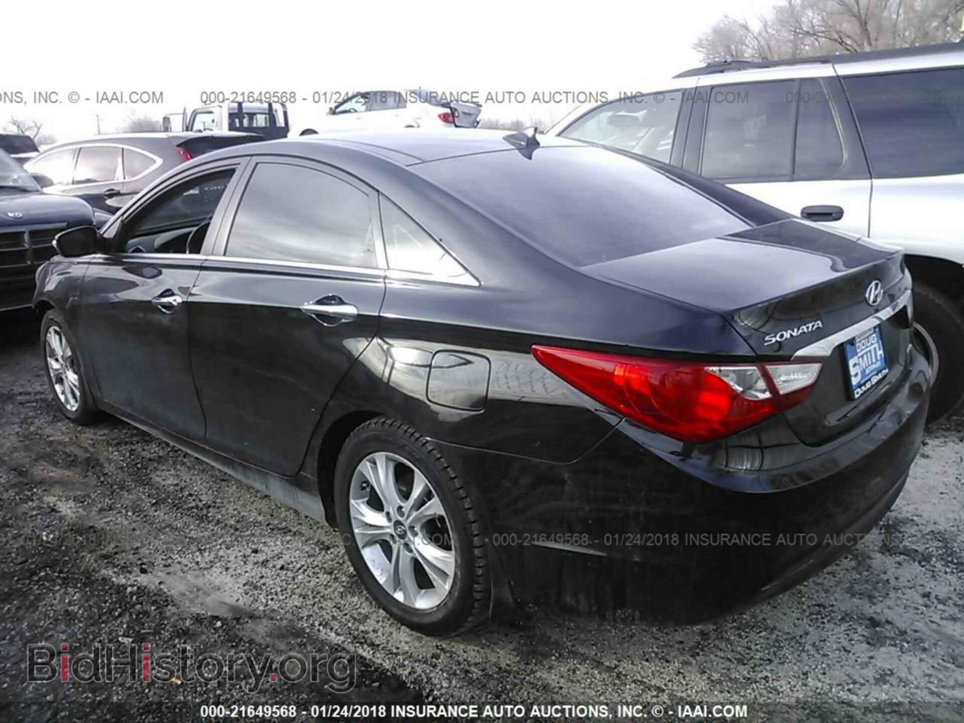2012 Hyundai Sonata - VIN: 5NPEC4AC9CH362140 - Photo 3