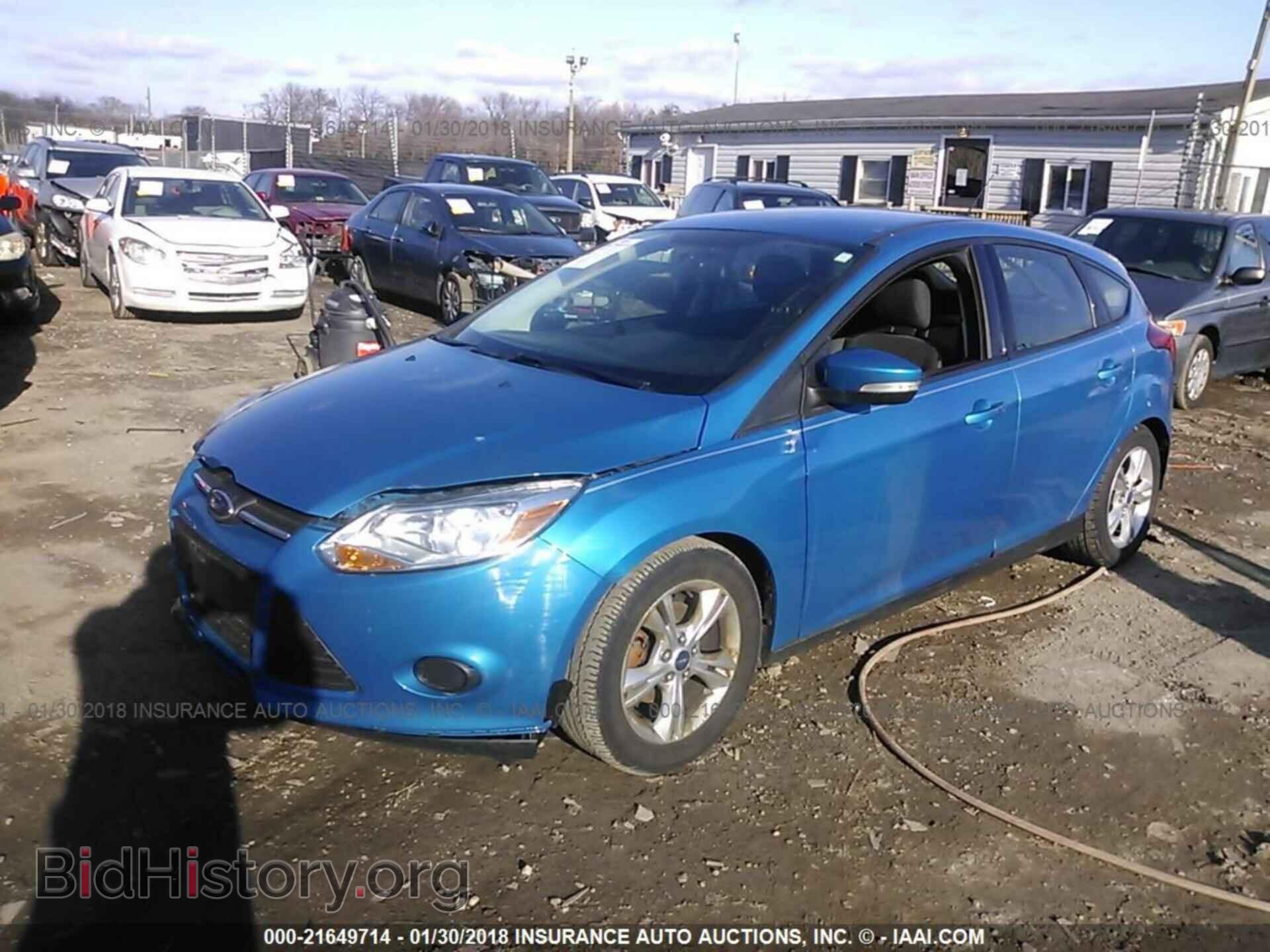 2014 Ford Focus - VIN: 1FADP3K23EL114681 - Фото 2