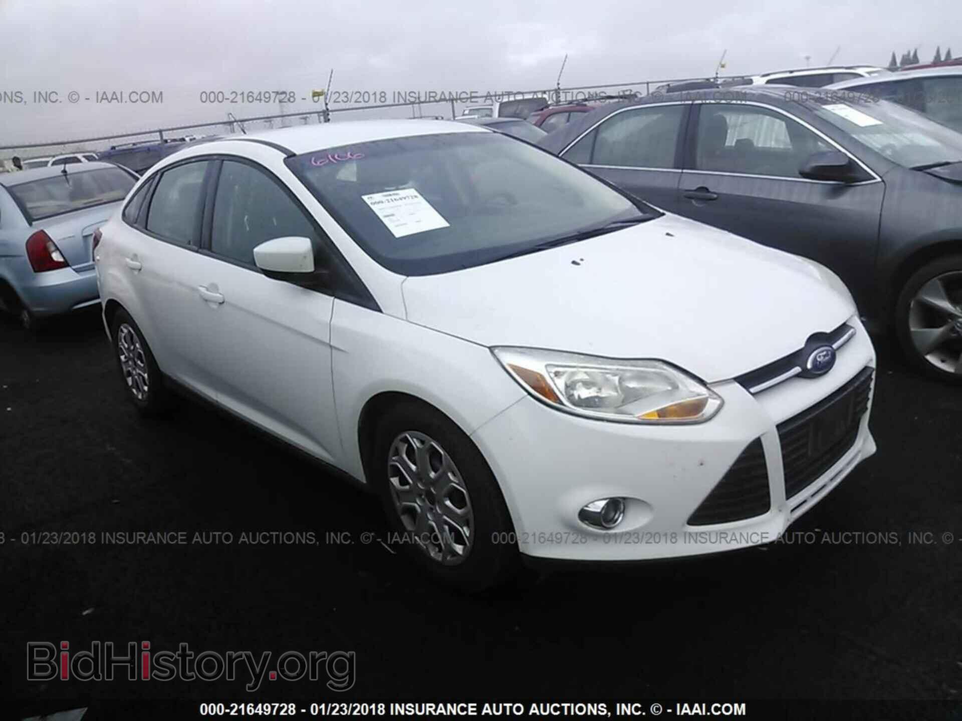 Photo 1FAHP3F24CL202034 - Ford Focus 2012