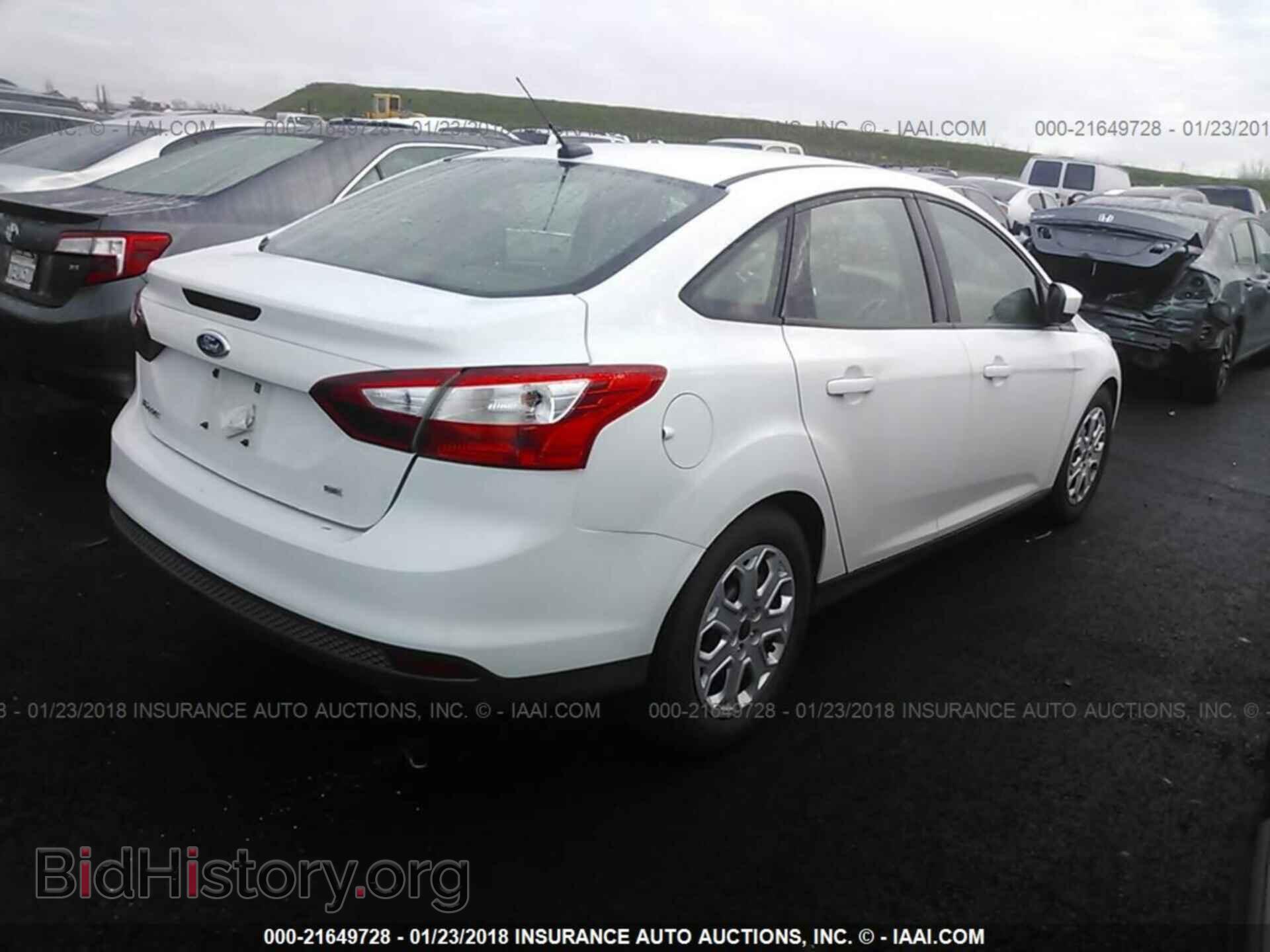 2012 Ford Focus - VIN: 1FAHP3F24CL202034 - Photo 4