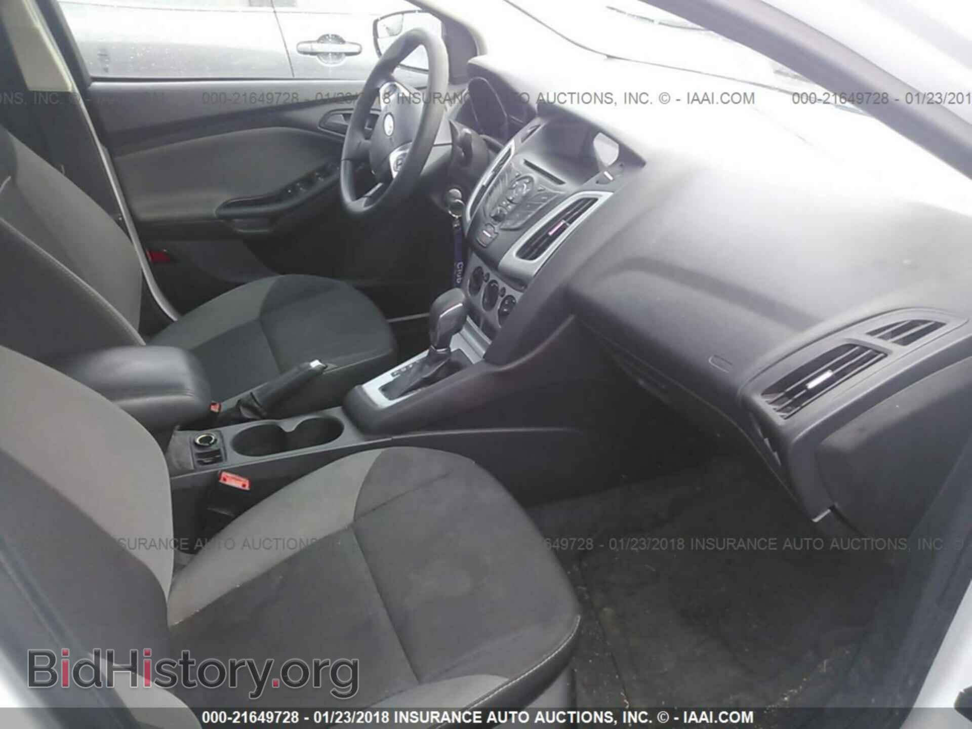 2012 Ford Focus - VIN: 1FAHP3F24CL202034 - Photo 5