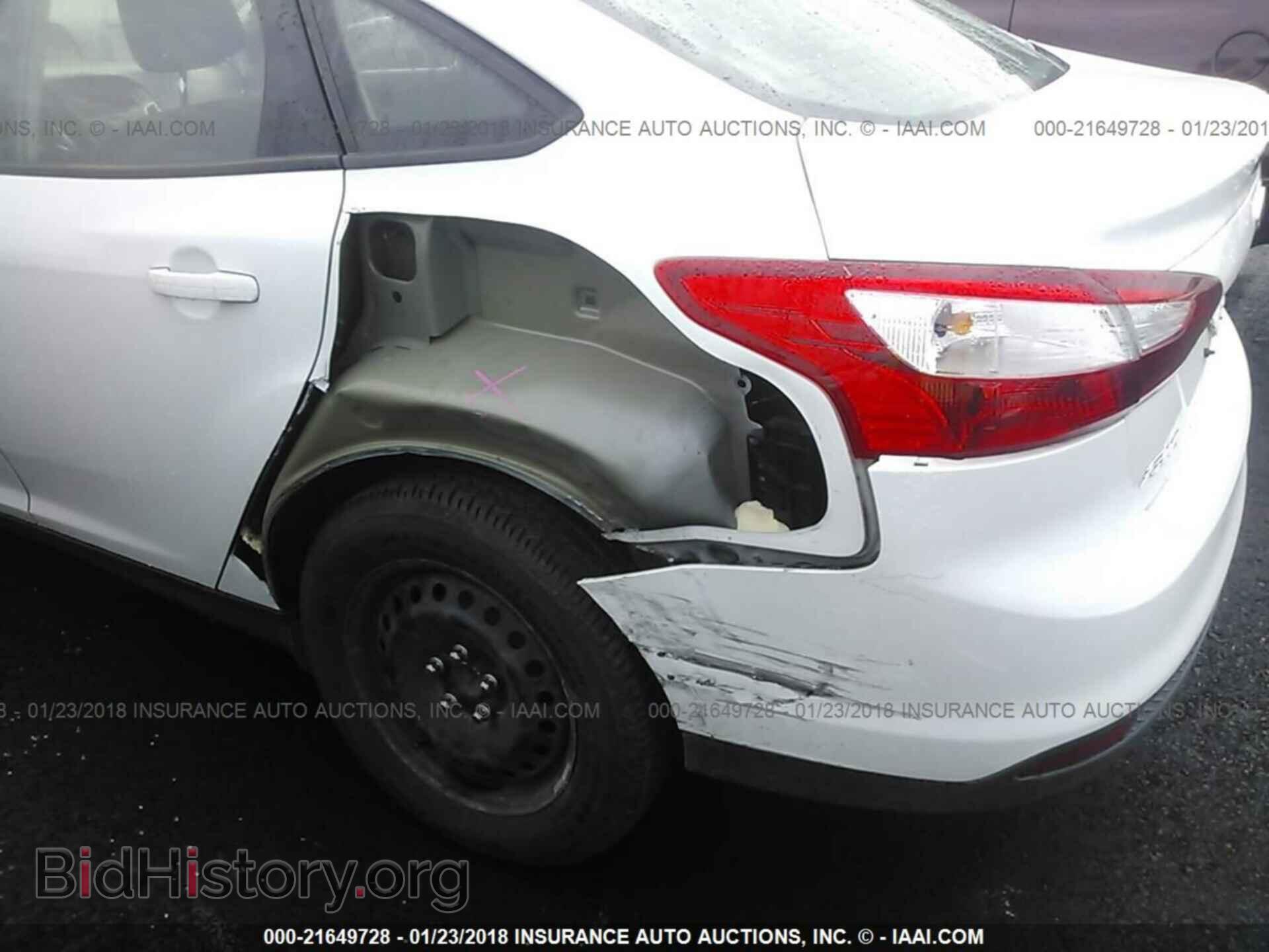 2012 Ford Focus - VIN: 1FAHP3F24CL202034 - Photo 6