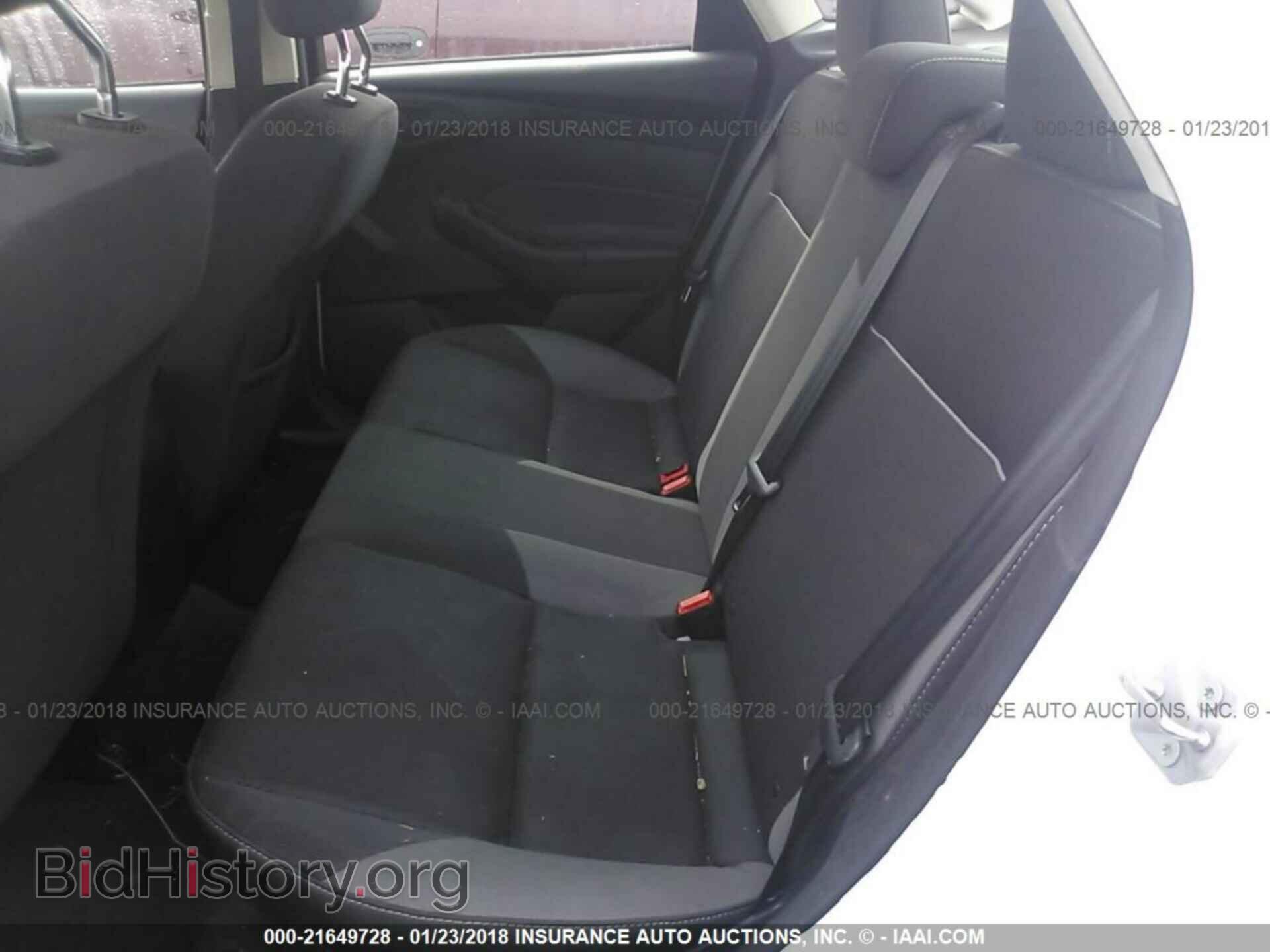 2012 Ford Focus - VIN: 1FAHP3F24CL202034 - Photo 8