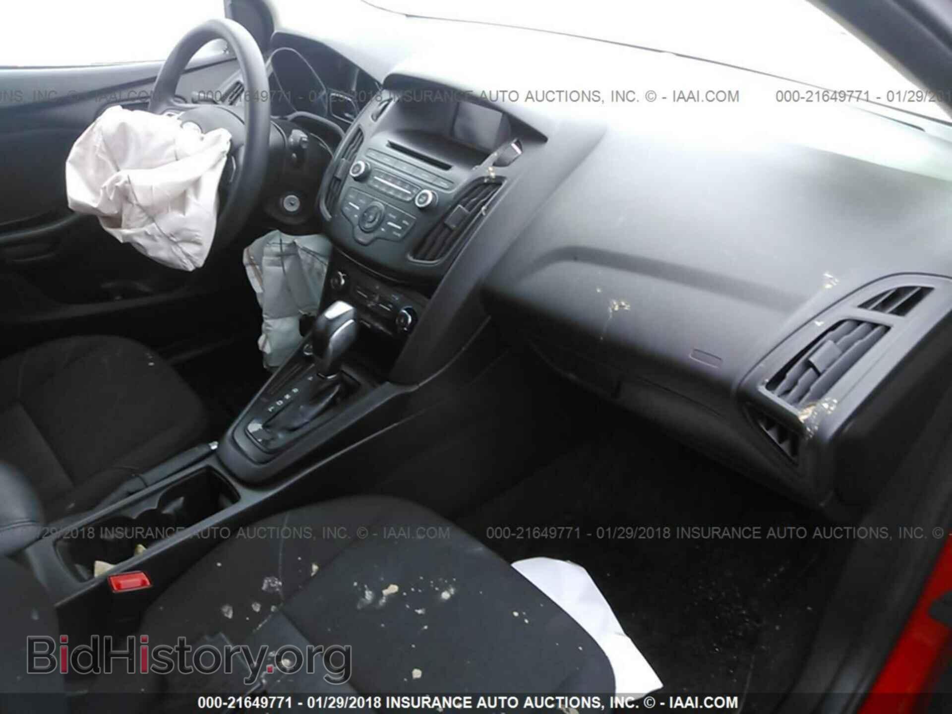 2016 Ford Focus - VIN: 1FADP3K21GL213650 - Фото 5