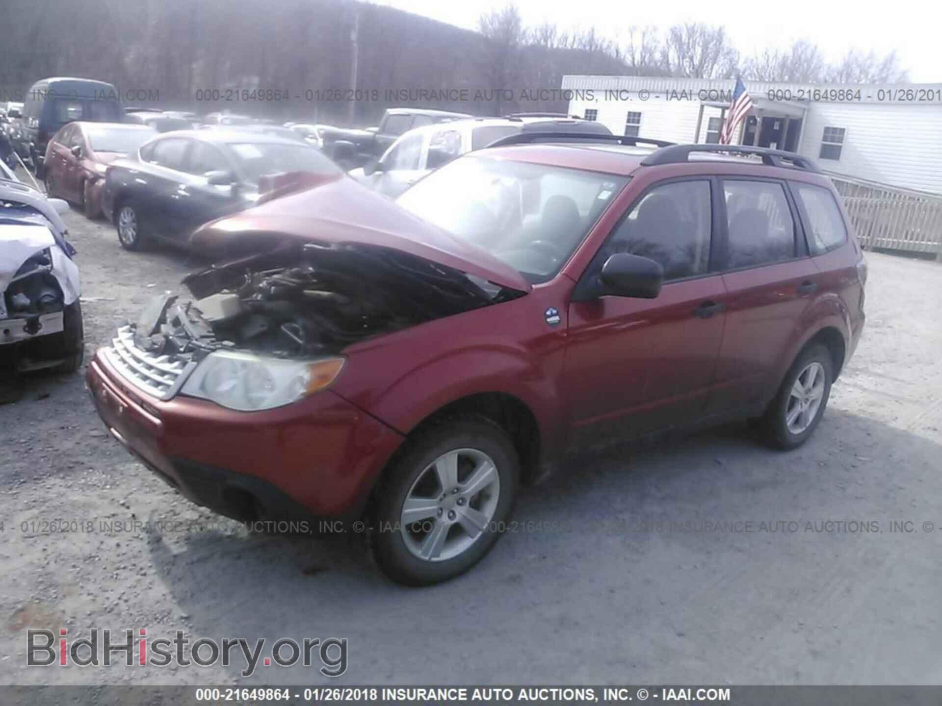 2011 Subaru Forester - VIN: JF2SHABC5BH735657 - Фото 2