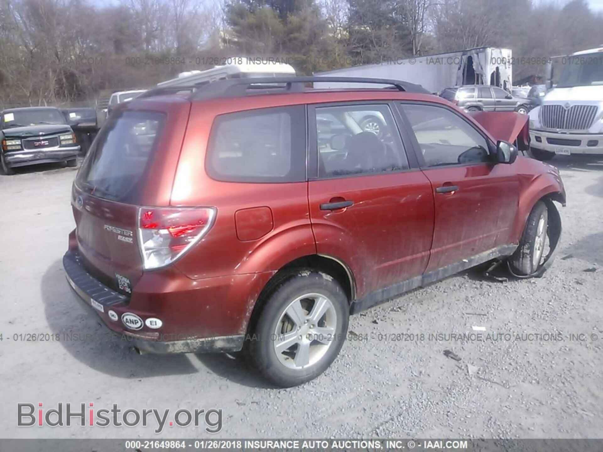 2011 Subaru Forester - VIN: JF2SHABC5BH735657 - Фото 4