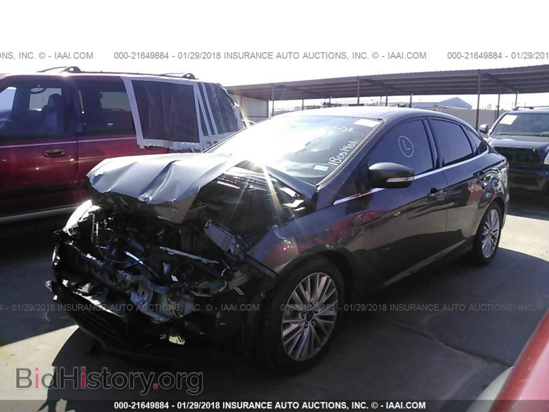 2015 Ford Focus - VIN: 1FADP3J25FL235327 - Photo 2