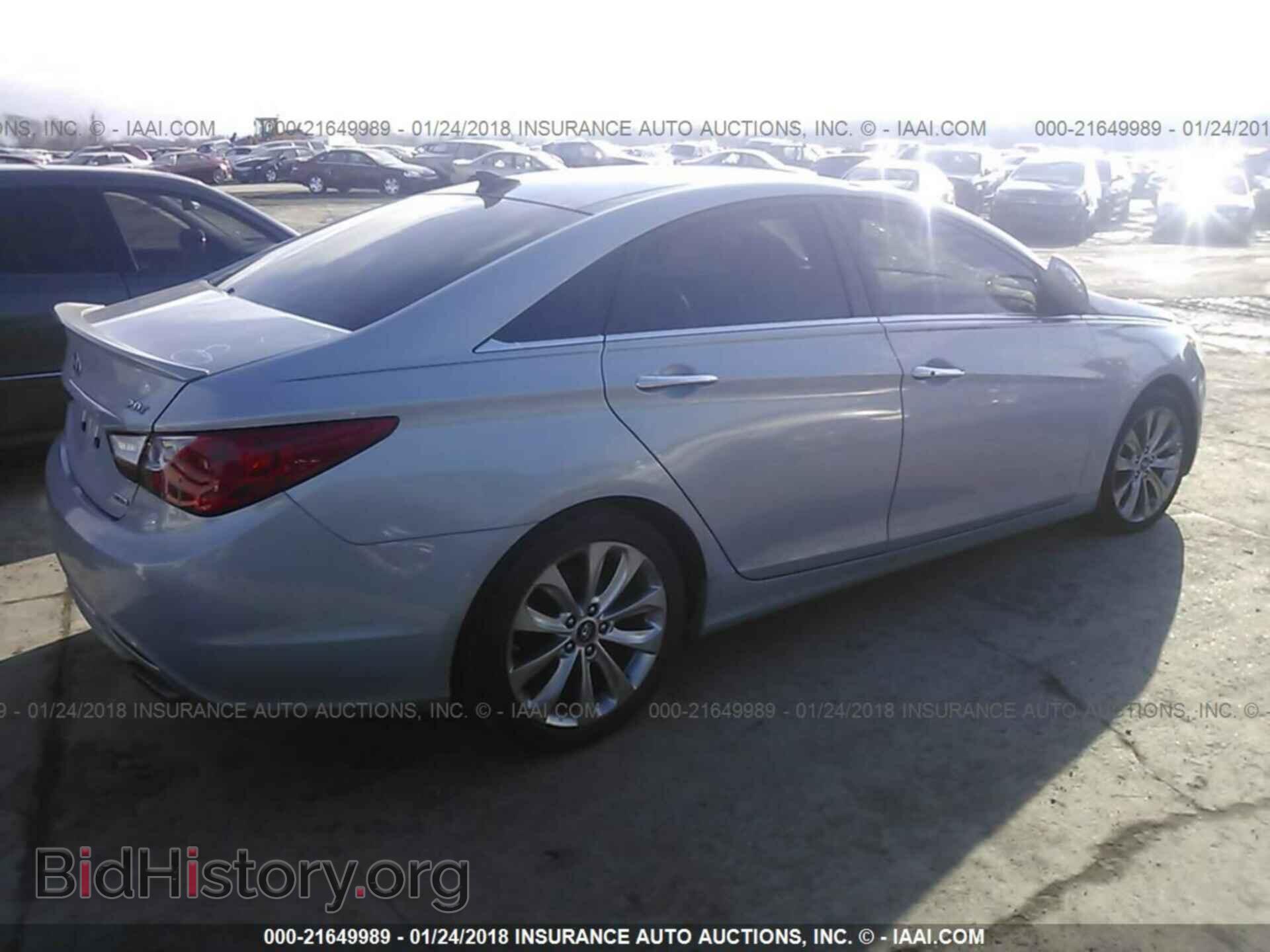 2012 Hyundai Sonata - VIN: 5NPEC4AB7CH466780 - Фото 4