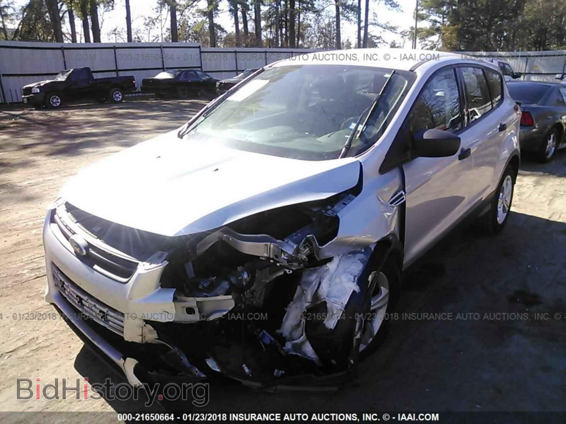 2015 Ford Escape - VIN: 1FMCU0F79FUB48764 - Фото 2
