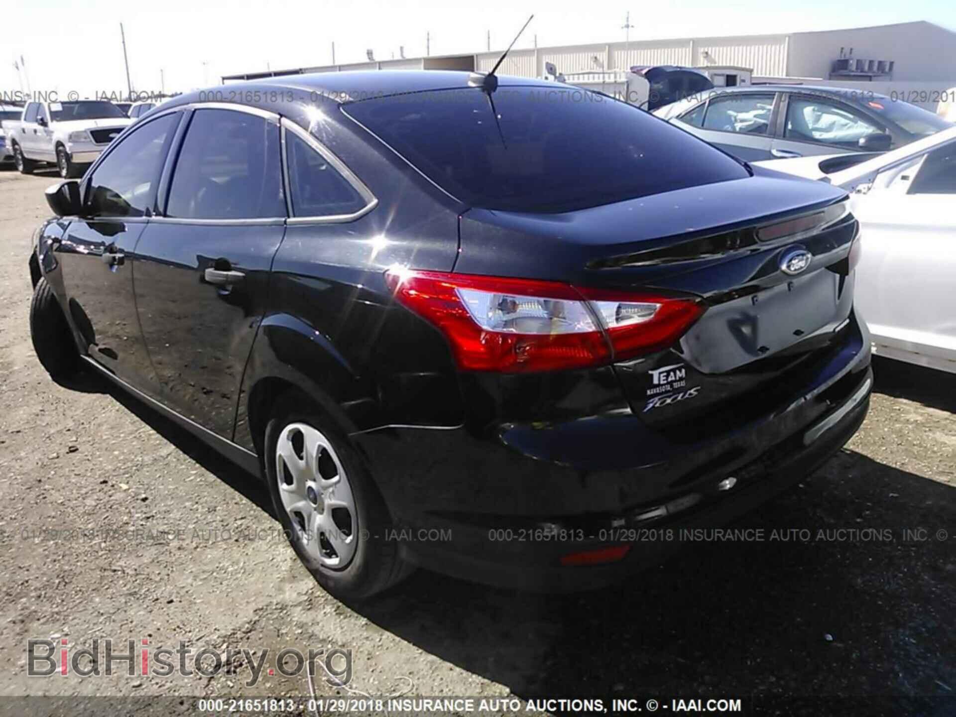 2013 Ford Focus - VIN: 1FADP3E20DL243567 - Фото 3