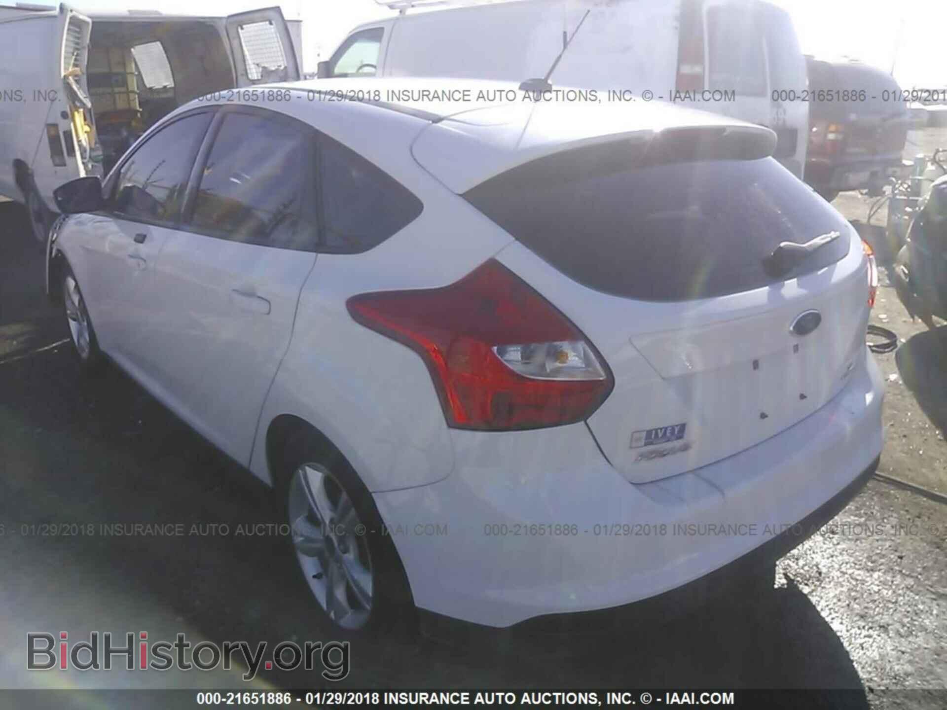 2014 Ford Focus - VIN: 1FADP3K28EL196701 - Фото 3