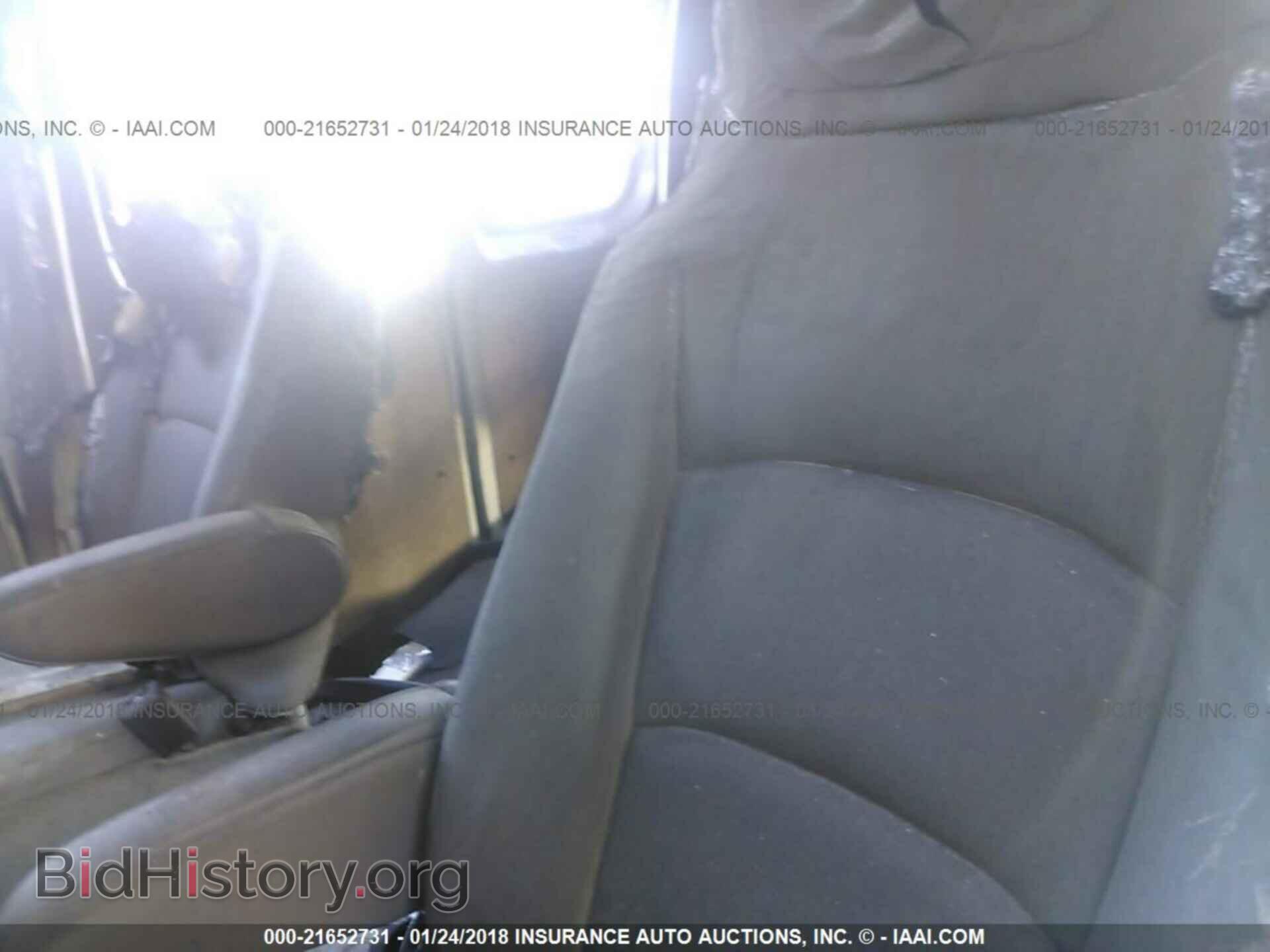 2011 Ford Econoline - VIN: 1FTNE2EW8BDB19099 - Photo 8