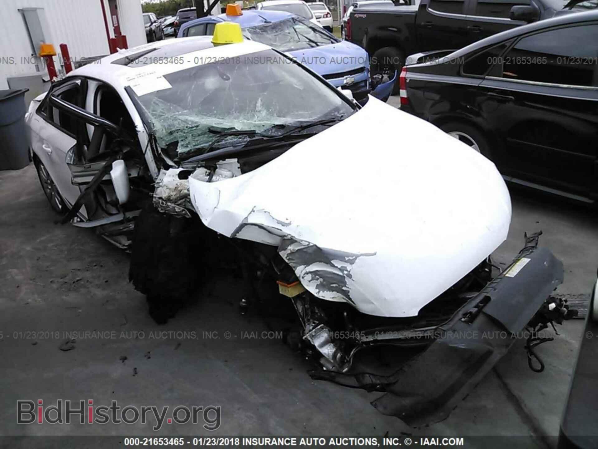 Фотография WAUAFAFL9CN021377 - Audi A4 2012
