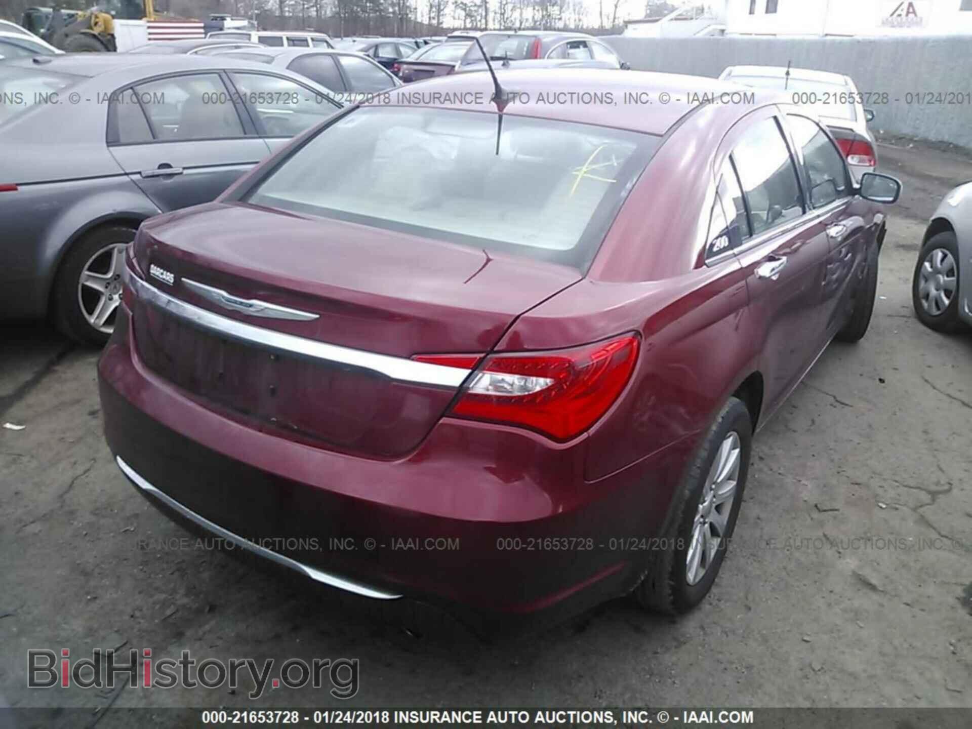 2013 Chrysler 200 - VIN: 1C3CCBCG3DN524832 - Фото 4