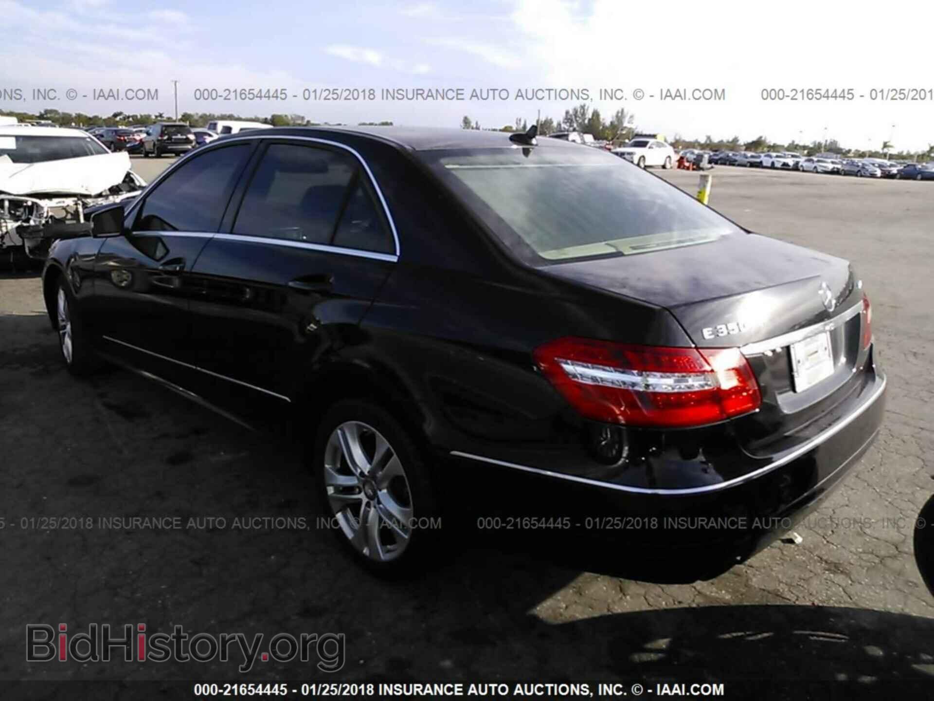 2011 Mercedes-benz E - VIN: WDDHF8HB5BA306300 - Фото 3