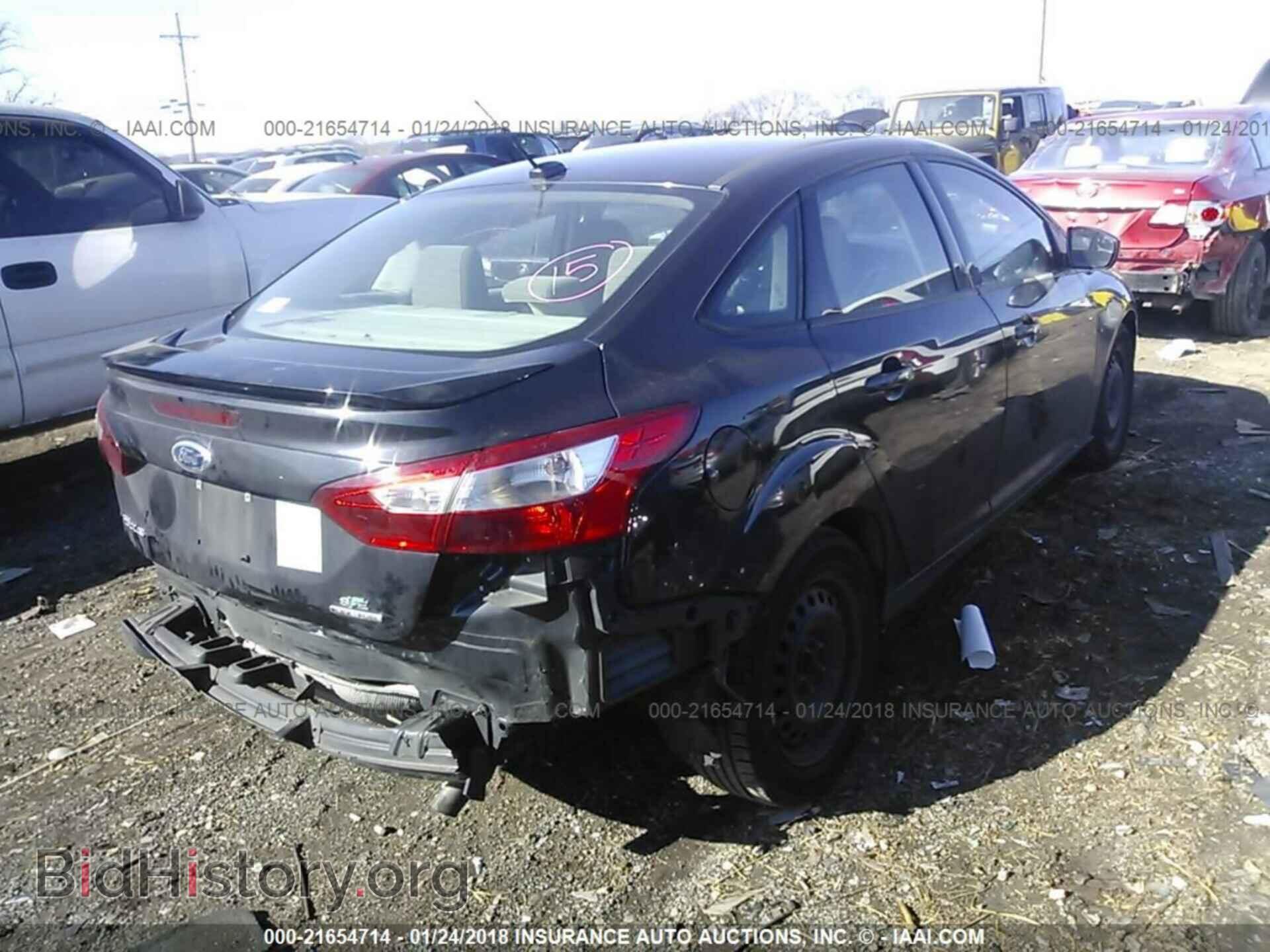 2013 Ford Focus - VIN: 1FADP3F24DL230951 - Фото 4