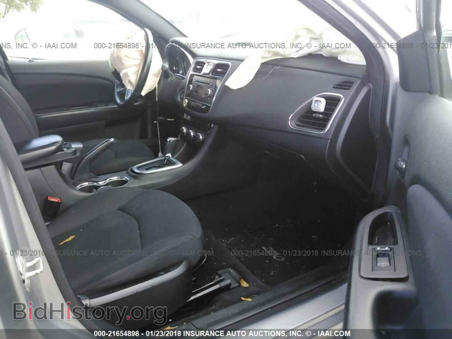 2013 Chrysler 200 - VIN: 1C3CCBBB1DN695987 - Photo 5