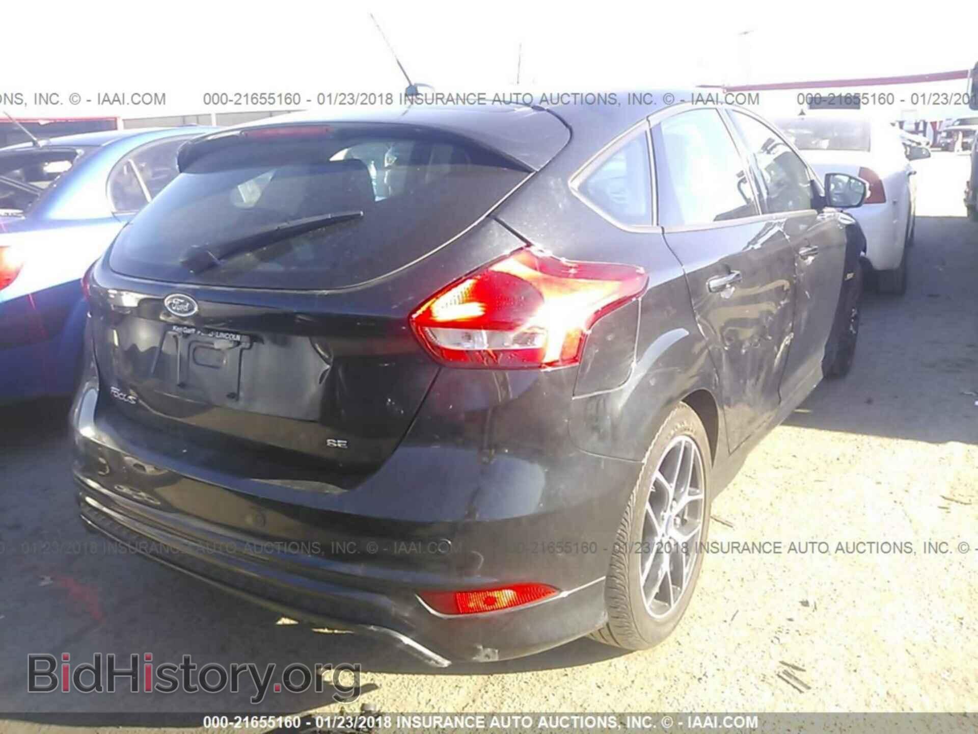 2015 Ford Focus - VIN: 1FADP3K20FL314628 - Photo 4