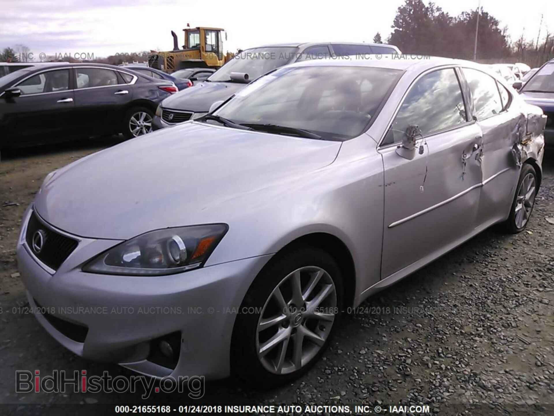 2011 Lexus Is - VIN: JTHCF5C29B5050180 - Фото 2