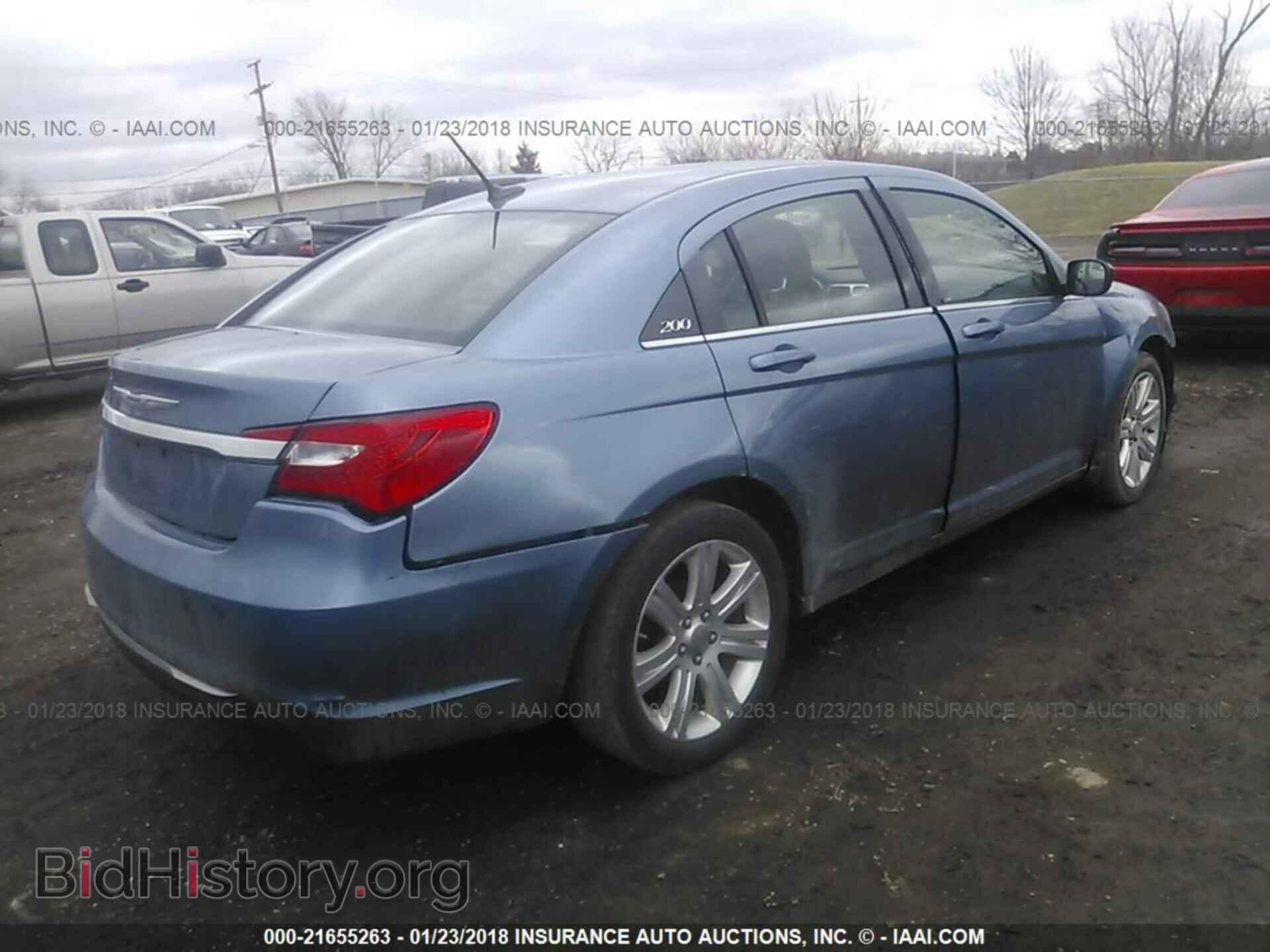 2011 Chrysler 200 - VIN: 1C3BC1FB1BN619103 - Фото 4