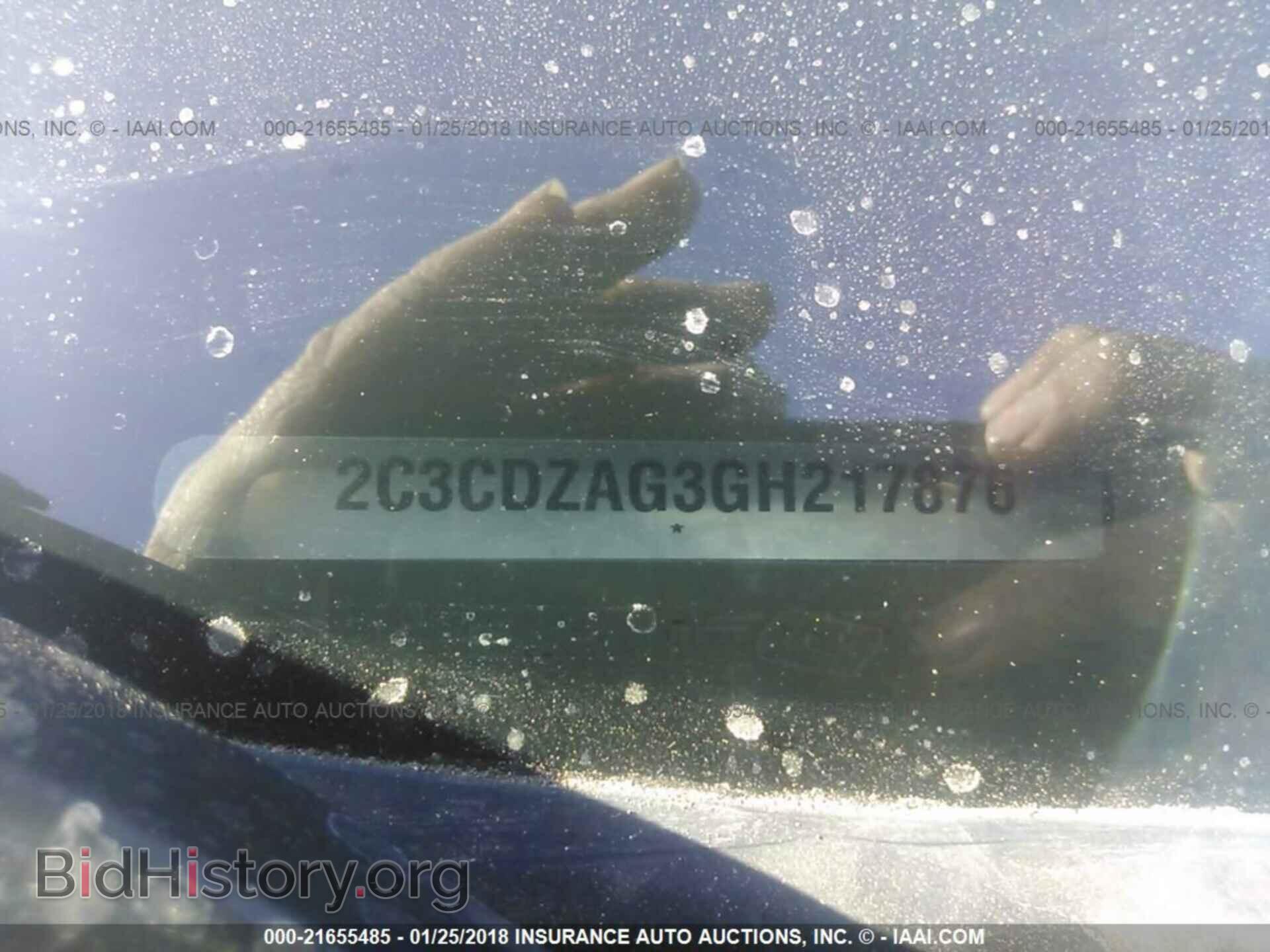 2016 Dodge Challenger - VIN: 2C3CDZAG3GH217876 - Photo 9