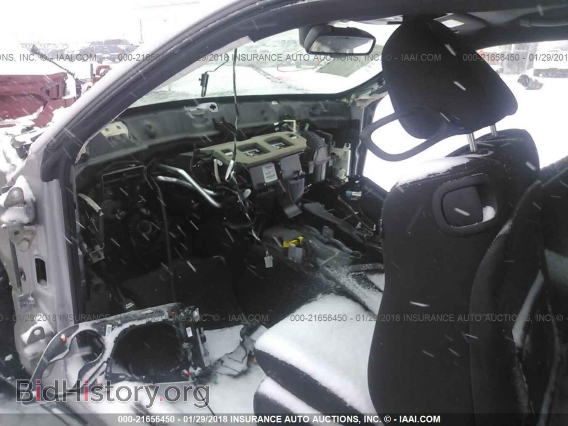 2016 Dodge Challenger - VIN: 2C3CDZAGXGH289982 - Photo 5