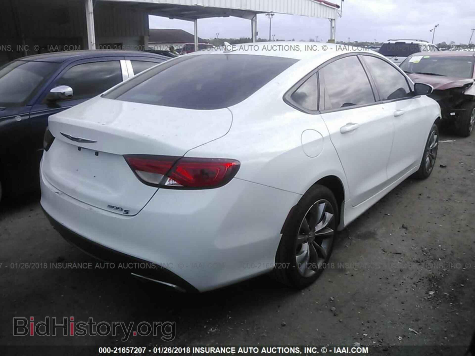 2015 Chrysler 200 - VIN: 1C3CCCBB0FN529145 - Фото 4