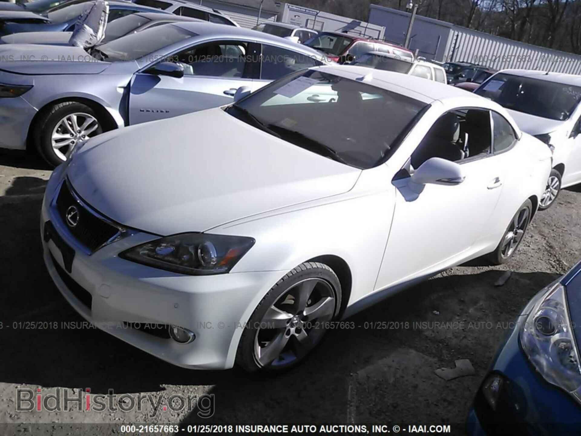 2011 Lexus Is - VIN: JTHFF2C26B2520971 - Фото 2