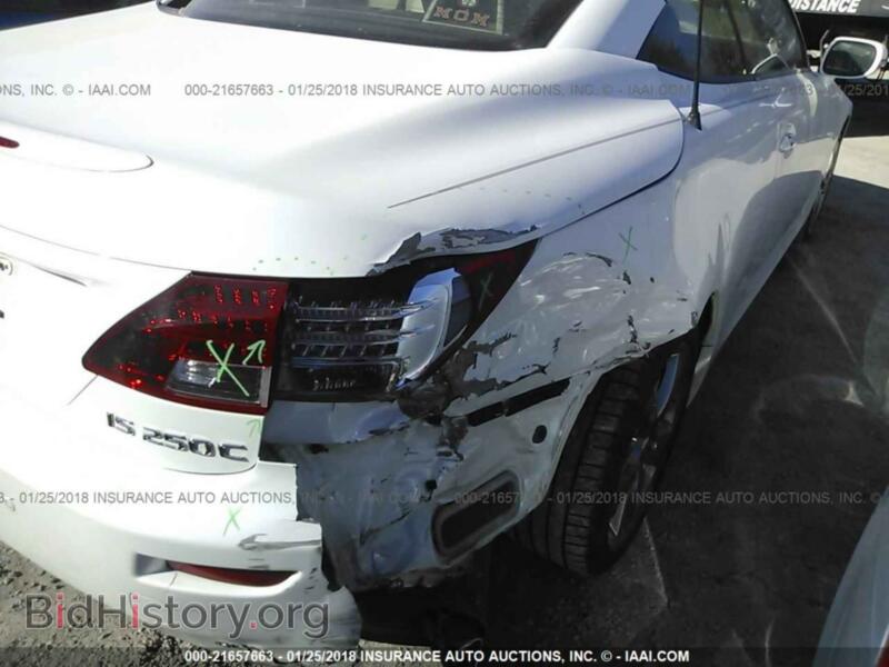 2011 Lexus IS (VIN JTHFF2C26B2520971) — photo 6 of 10