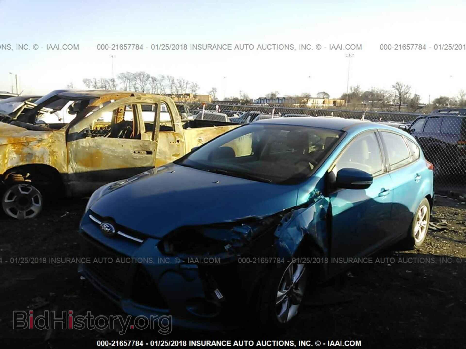 2013 Ford Focus - VIN: 1FADP3K20DL303397 - Фото 2