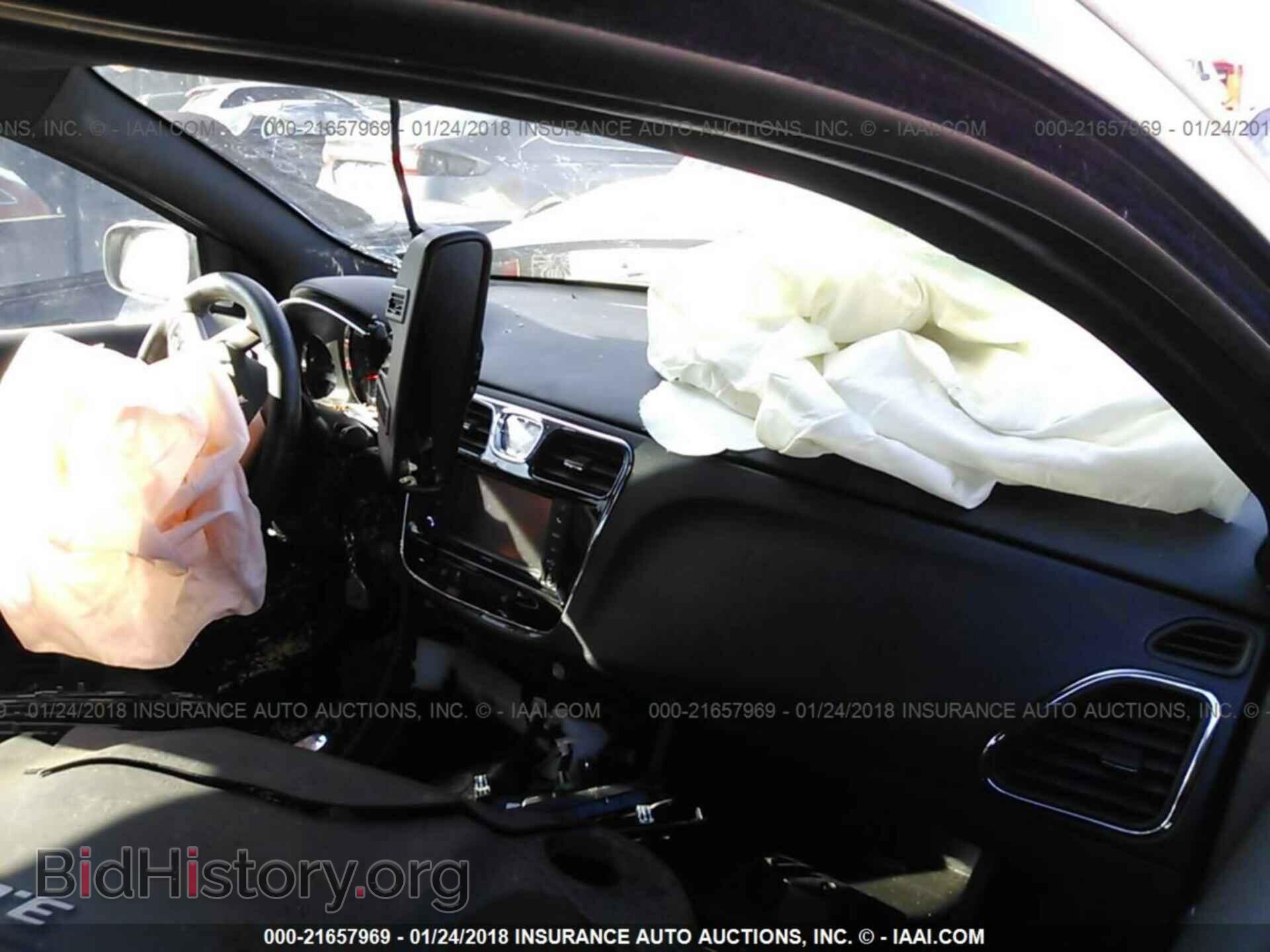 2013 Chrysler 200 - VIN: 1C3CCBCG6DN638923 - Фото 5
