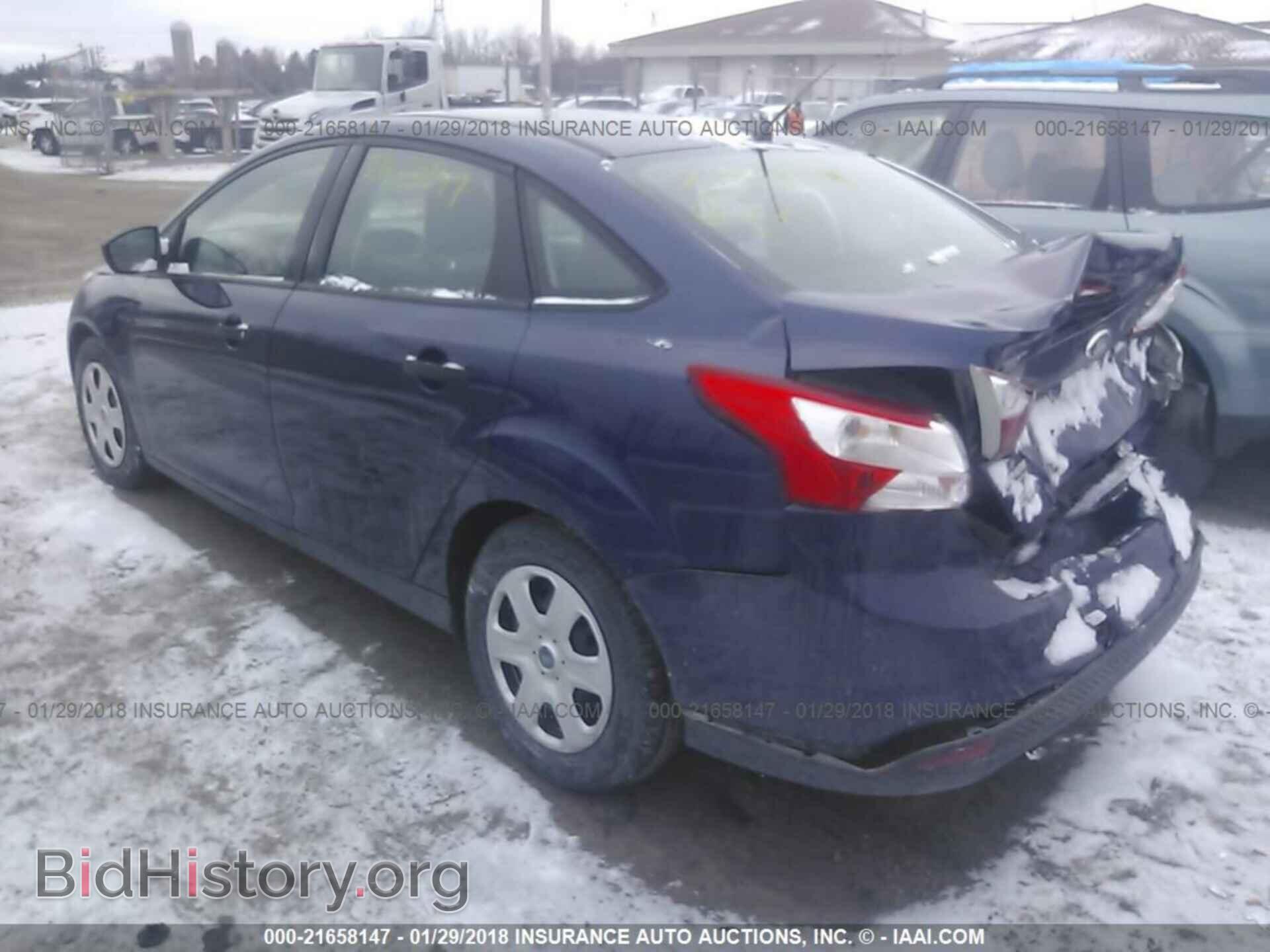 2012 Ford Focus - VIN: 1FAHP3E27CL104486 - Фото 3