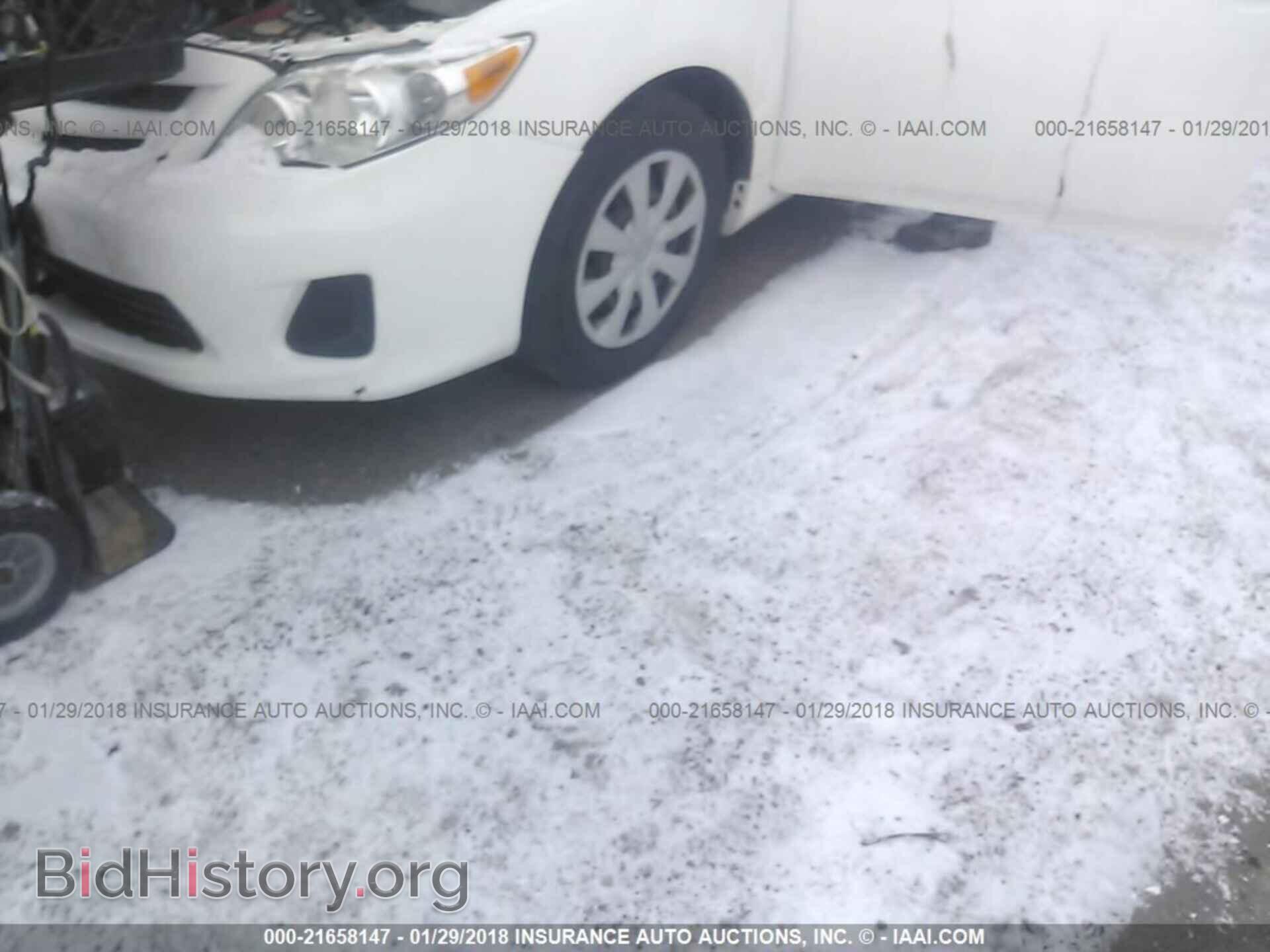 2012 Ford Focus - VIN: 1FAHP3E27CL104486 - Фото 4