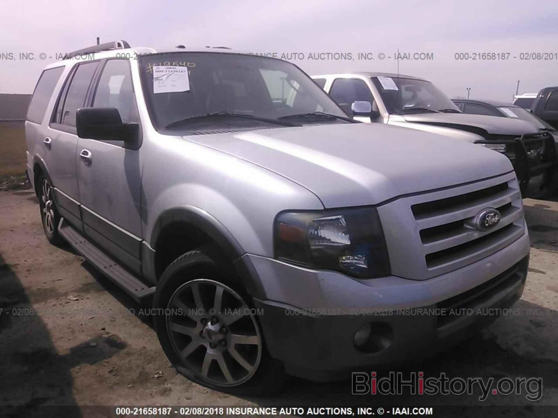 Photo 1FMJU1H56BEF34653 - Ford Expedition 2011