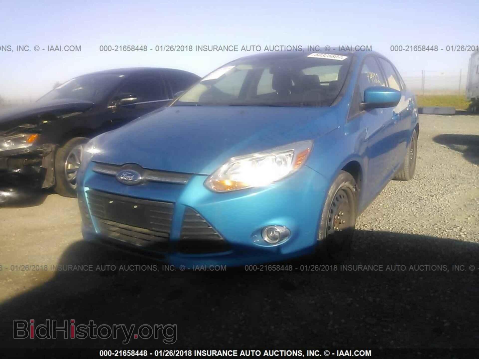 2012 Ford Focus - VIN: 1FAHP3F26CL313376 - Photo 2