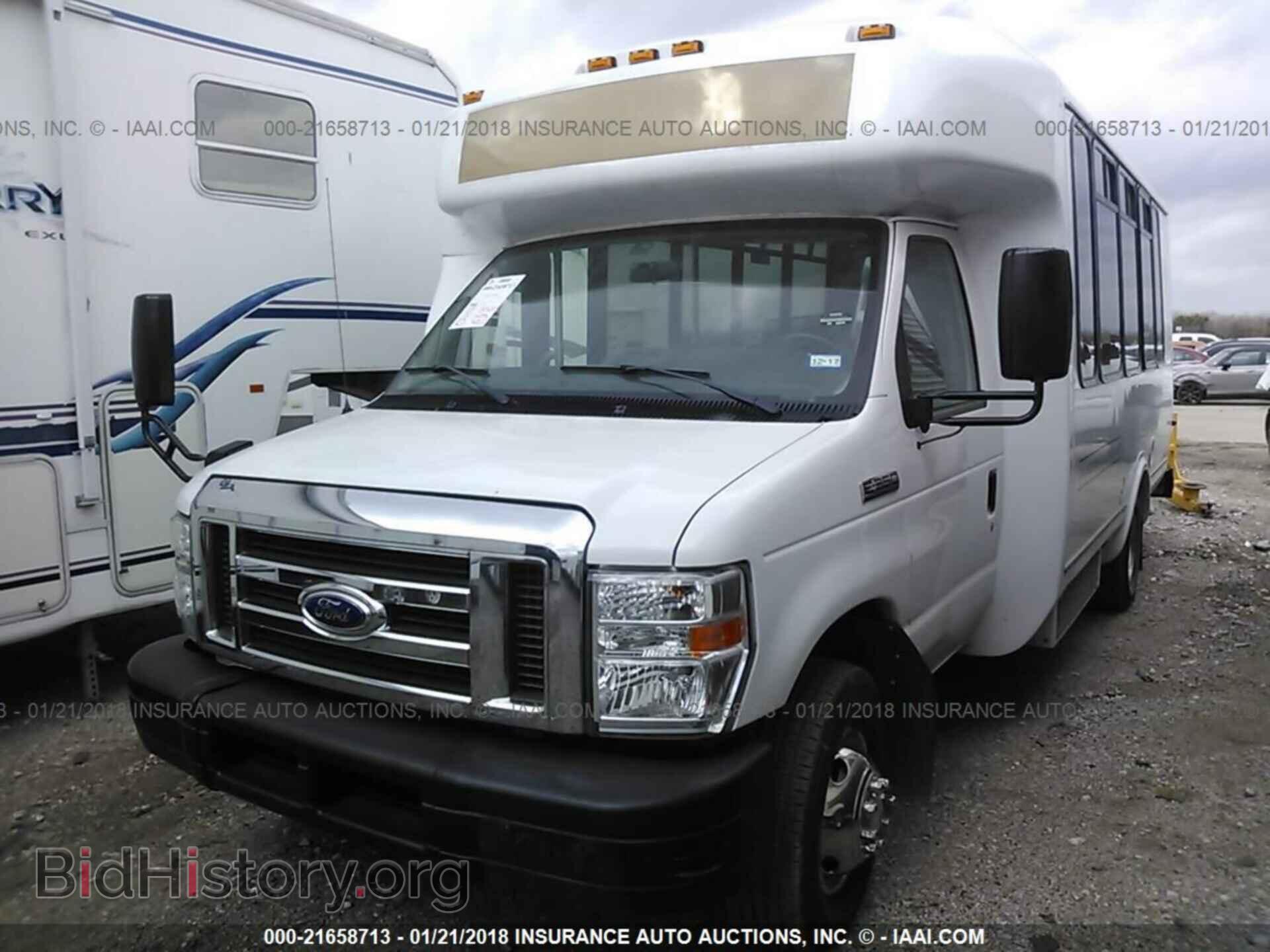 2015 Ford Econoline - VIN: 1FDEE3FS6FDA06996 - Photo 2