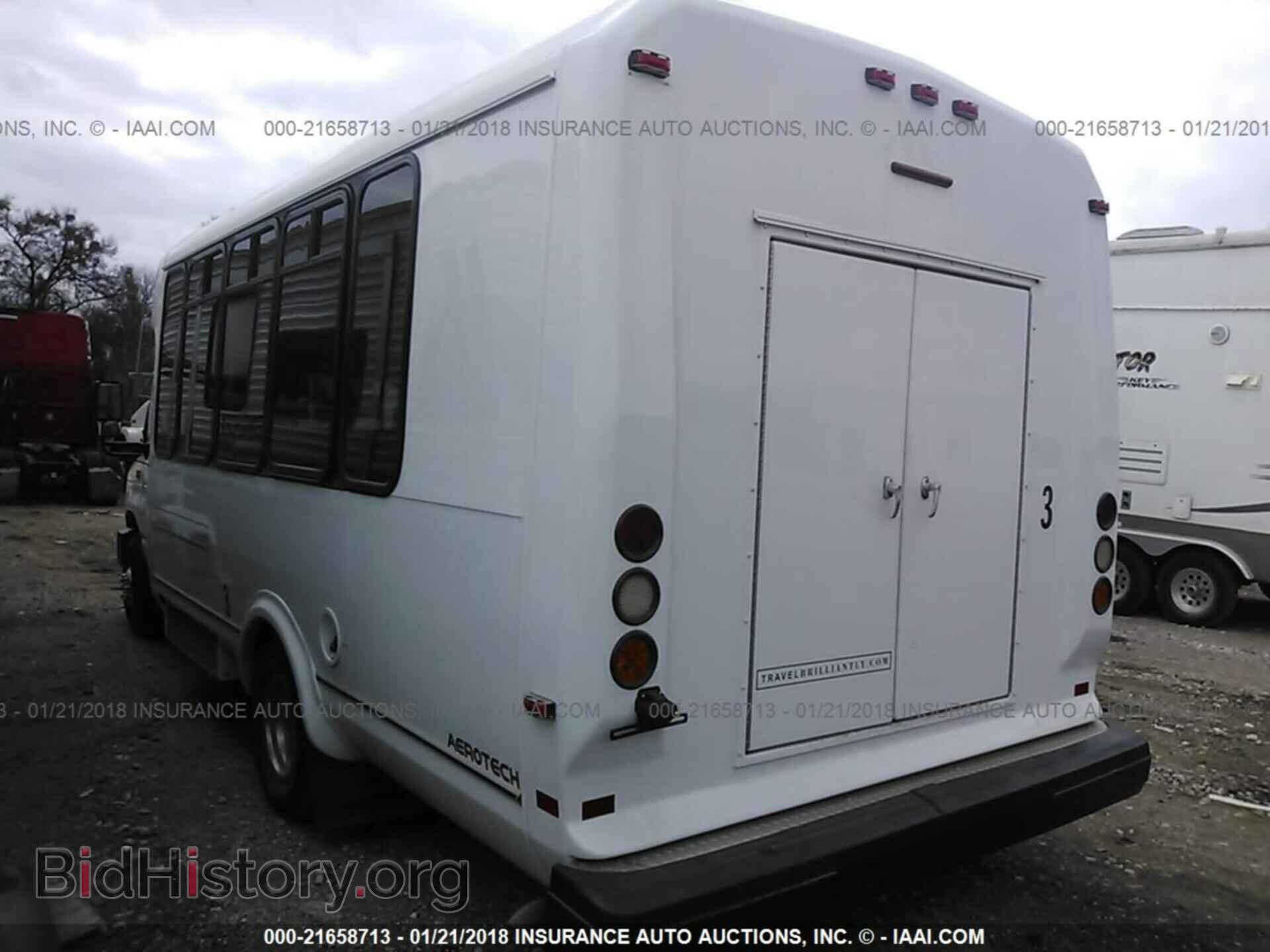 2015 Ford Econoline - VIN: 1FDEE3FS6FDA06996 - Photo 3