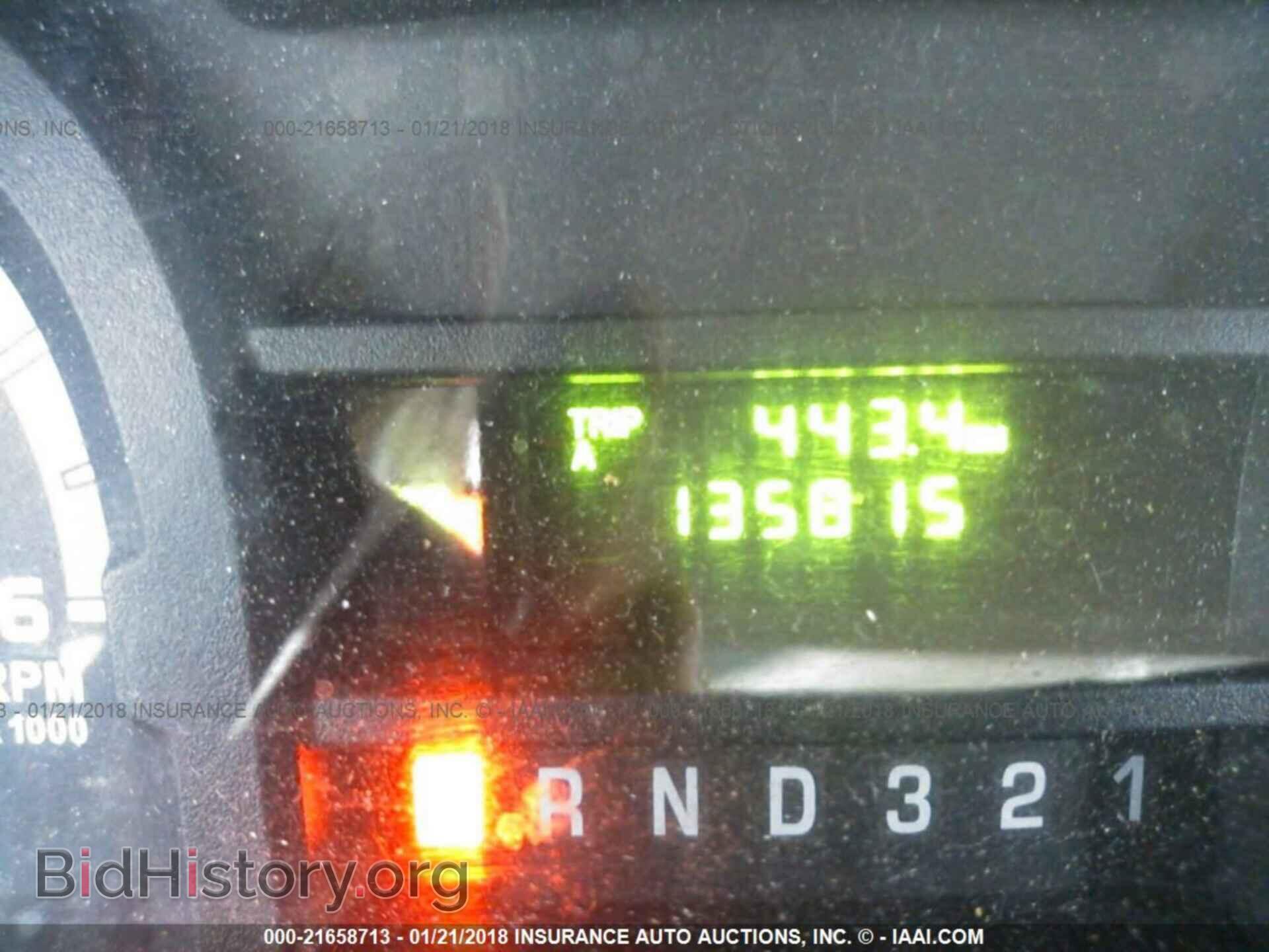 2015 Ford Econoline - VIN: 1FDEE3FS6FDA06996 - Photo 6