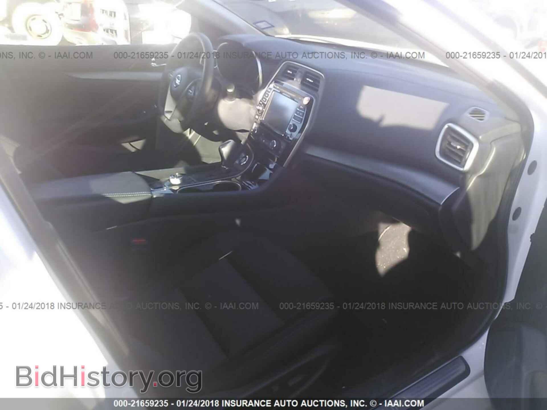 2017 Nissan Maxima - VIN: 1N4AA6AP4HC448564 - Photo 5