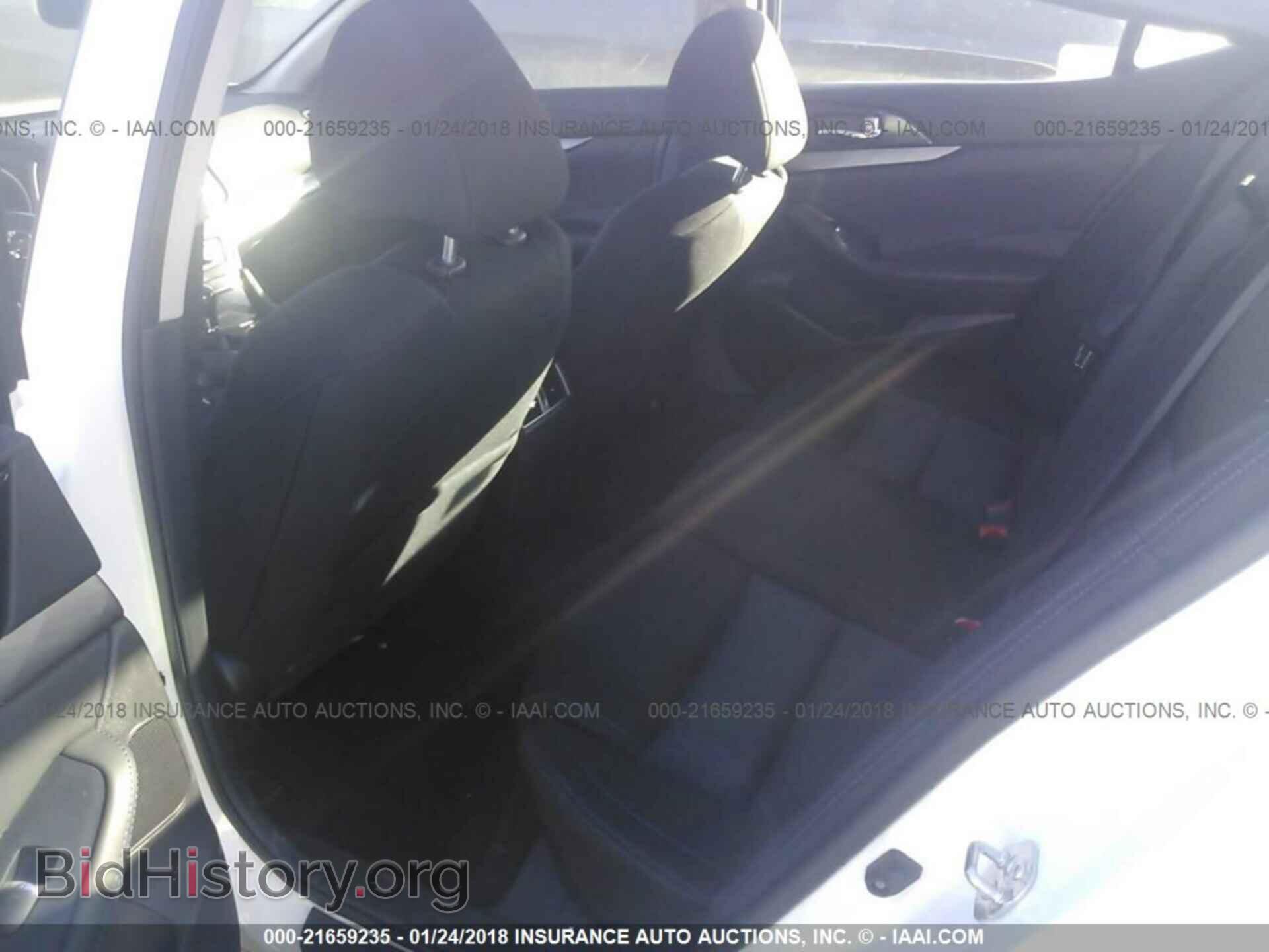 2017 Nissan Maxima - VIN: 1N4AA6AP4HC448564 - Photo 8
