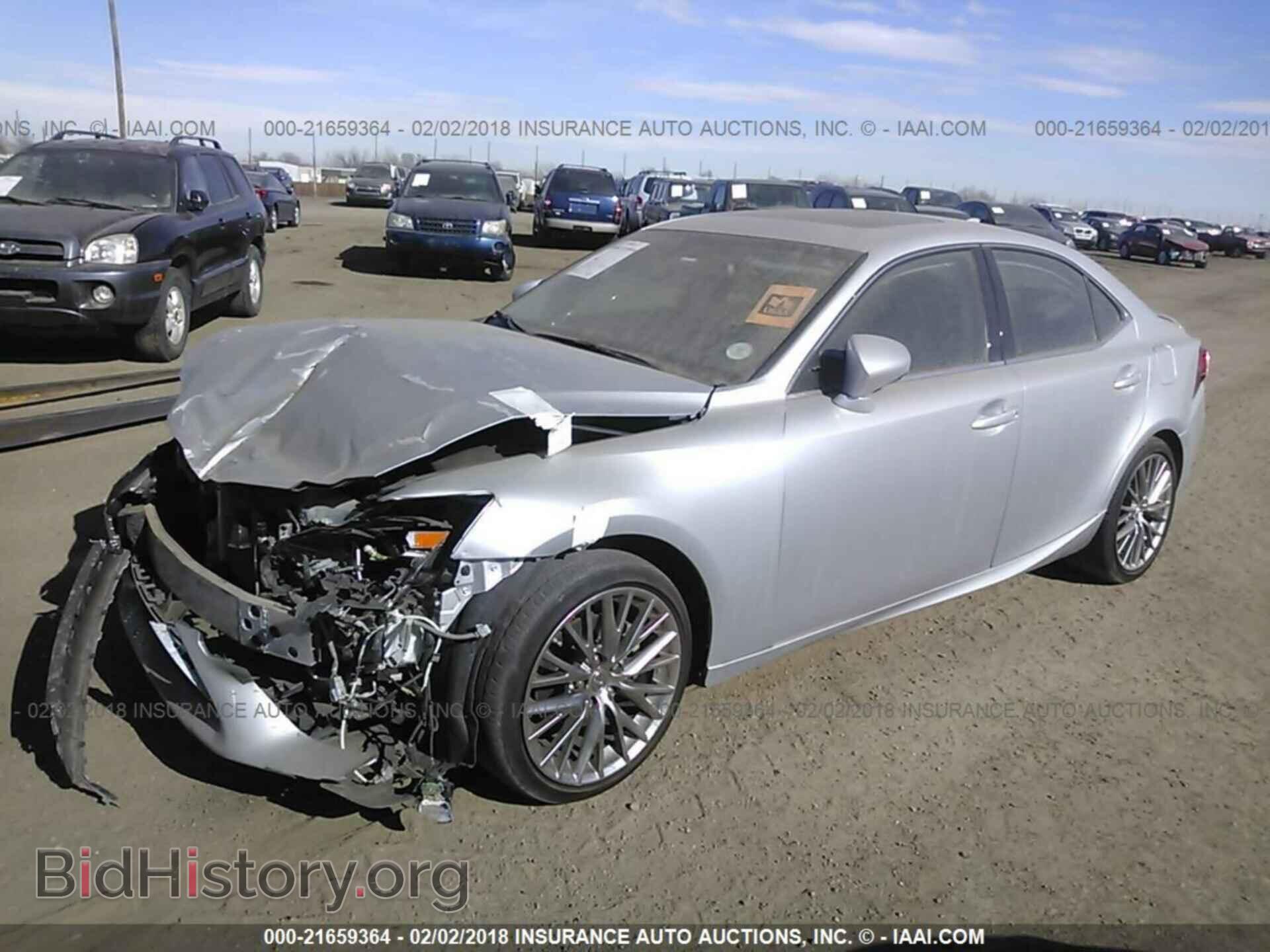 2015 Lexus Is - VIN: JTHCF1D24F5018377 - Photo 2