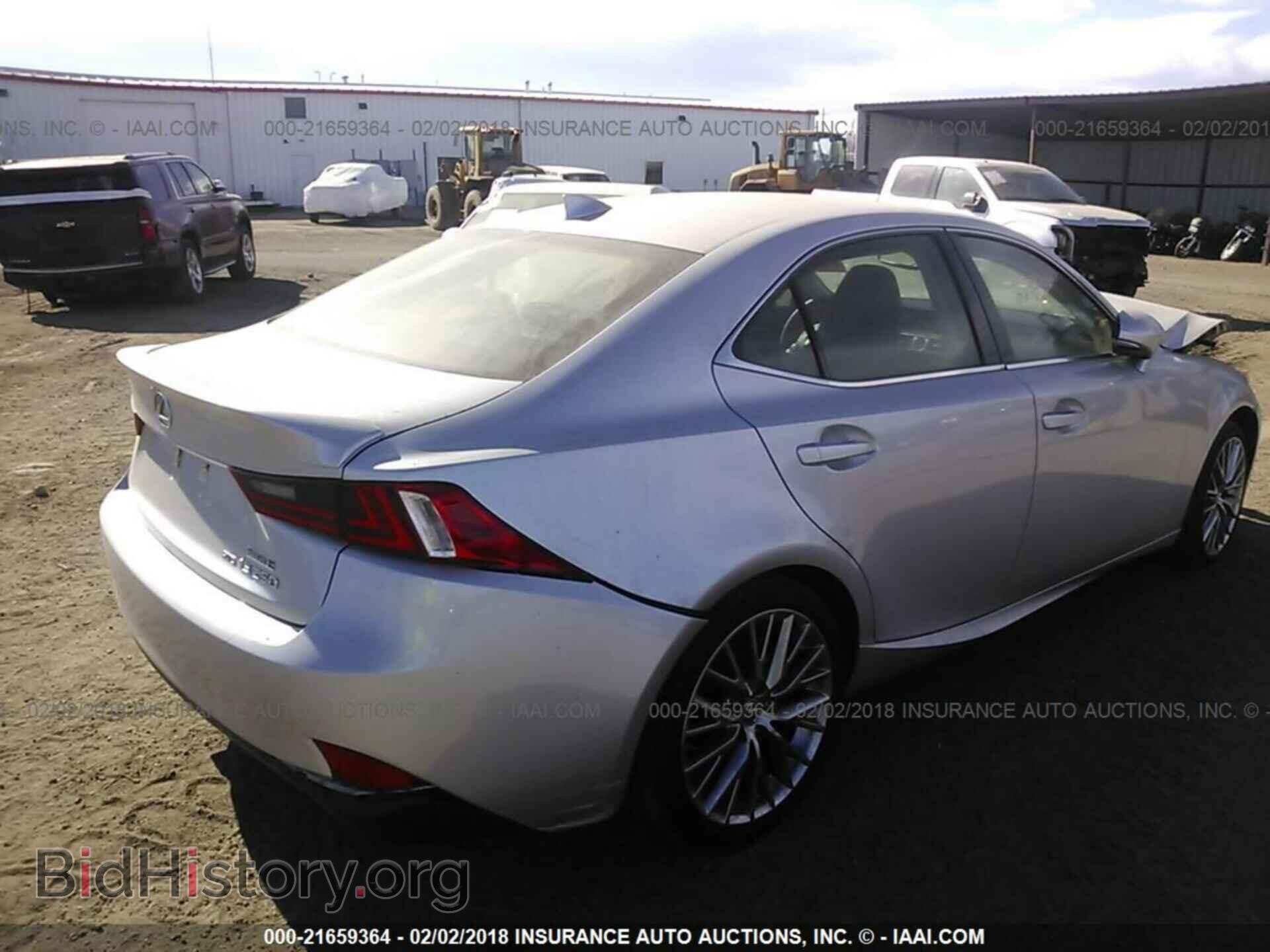 2015 Lexus Is - VIN: JTHCF1D24F5018377 - Photo 4