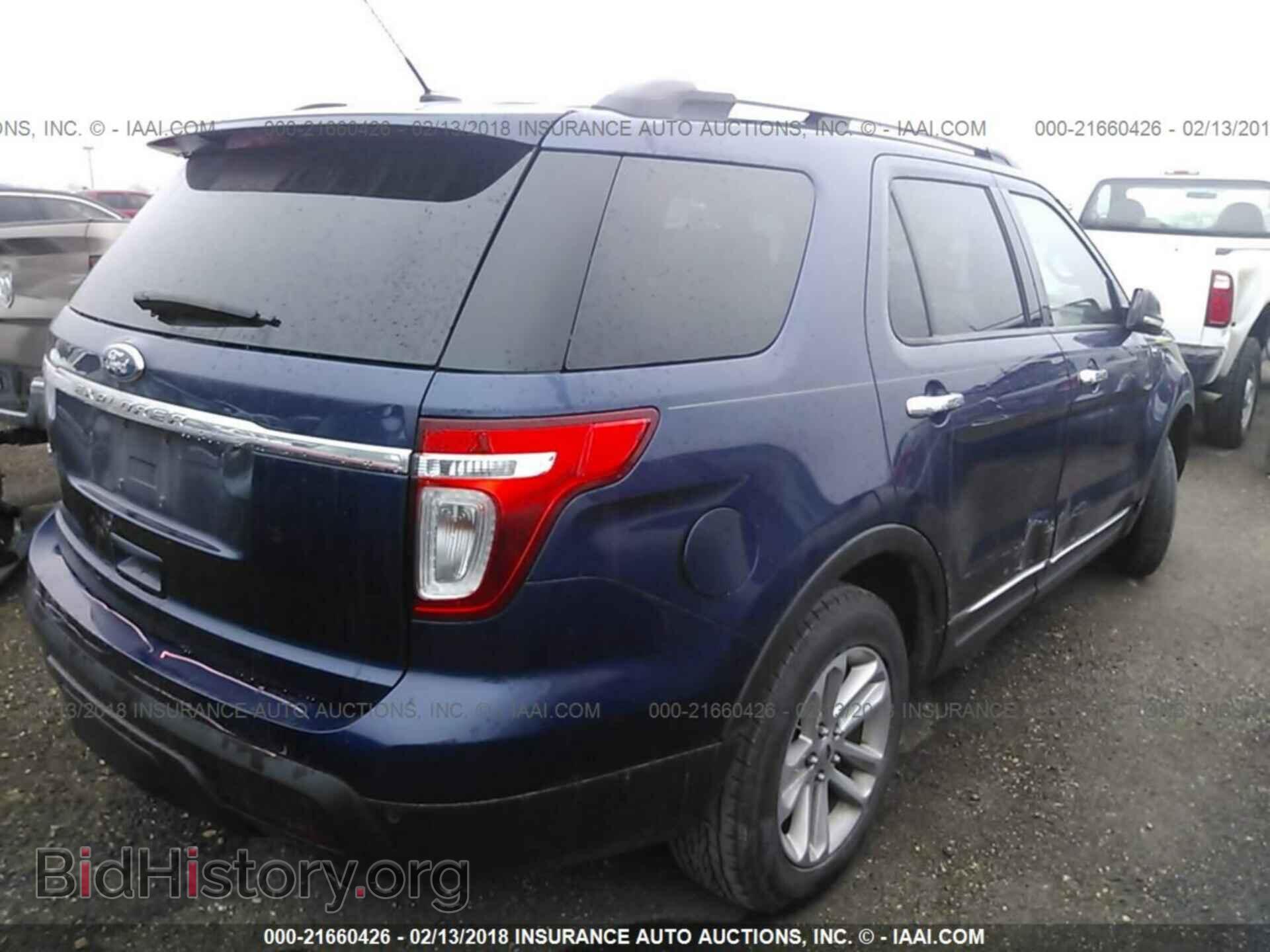 2012 Ford Explorer - VIN: 1FMHK7D83CGA82982 - Photo 4