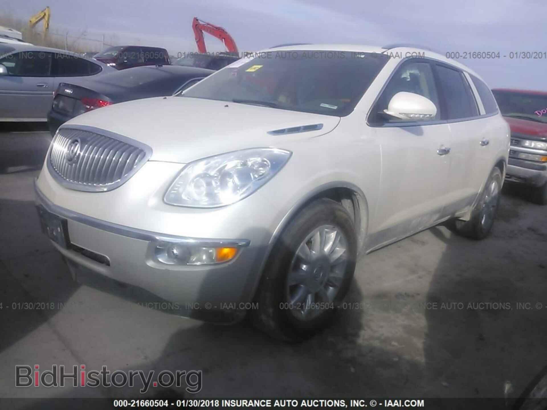2012 Buick Enclave - VIN: 5GAKVCED9CJ217988 - Фото 2