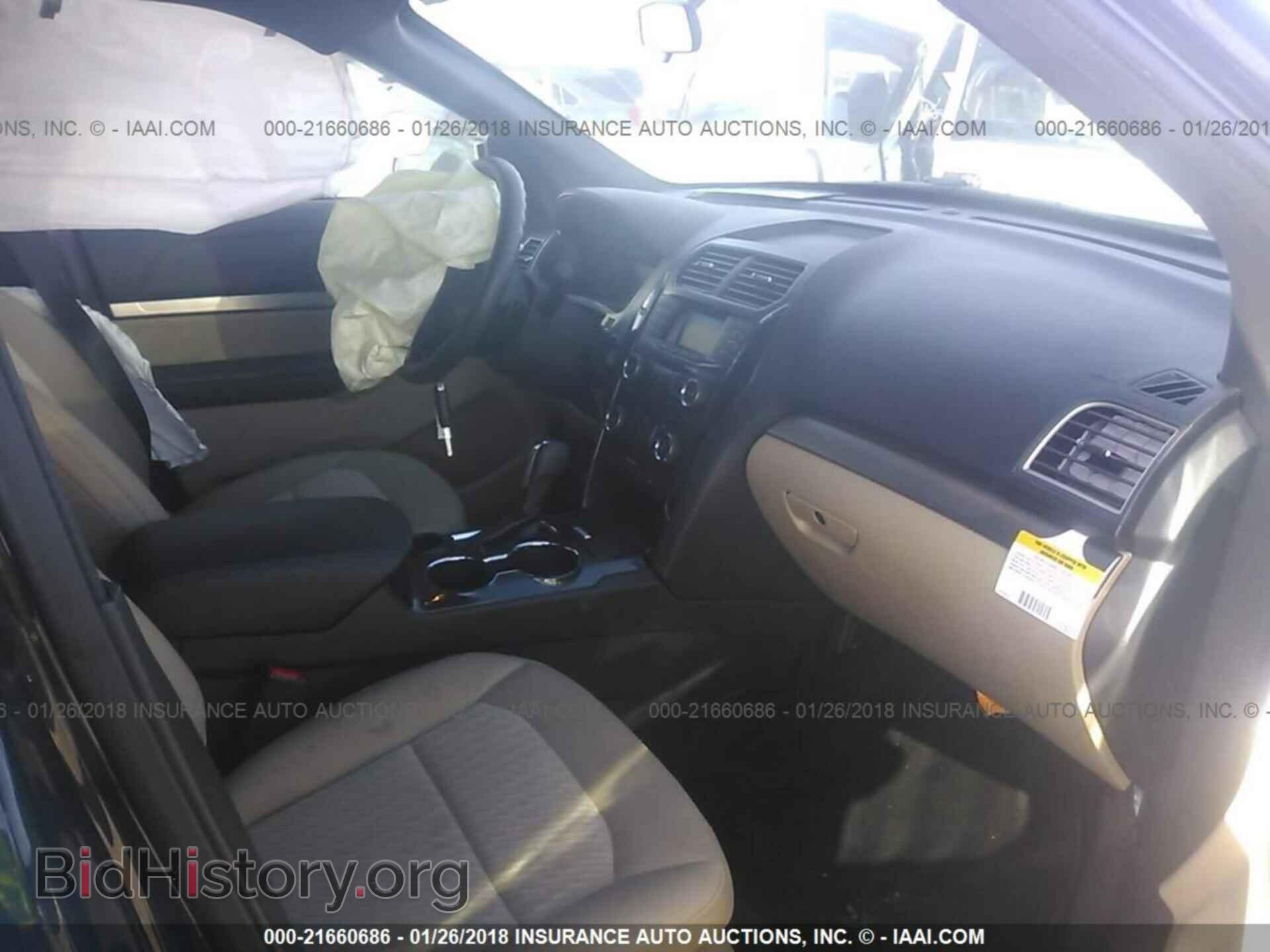 2017 Ford Explorer - VIN: 1FM5K7BHXHGC67155 - Photo 5