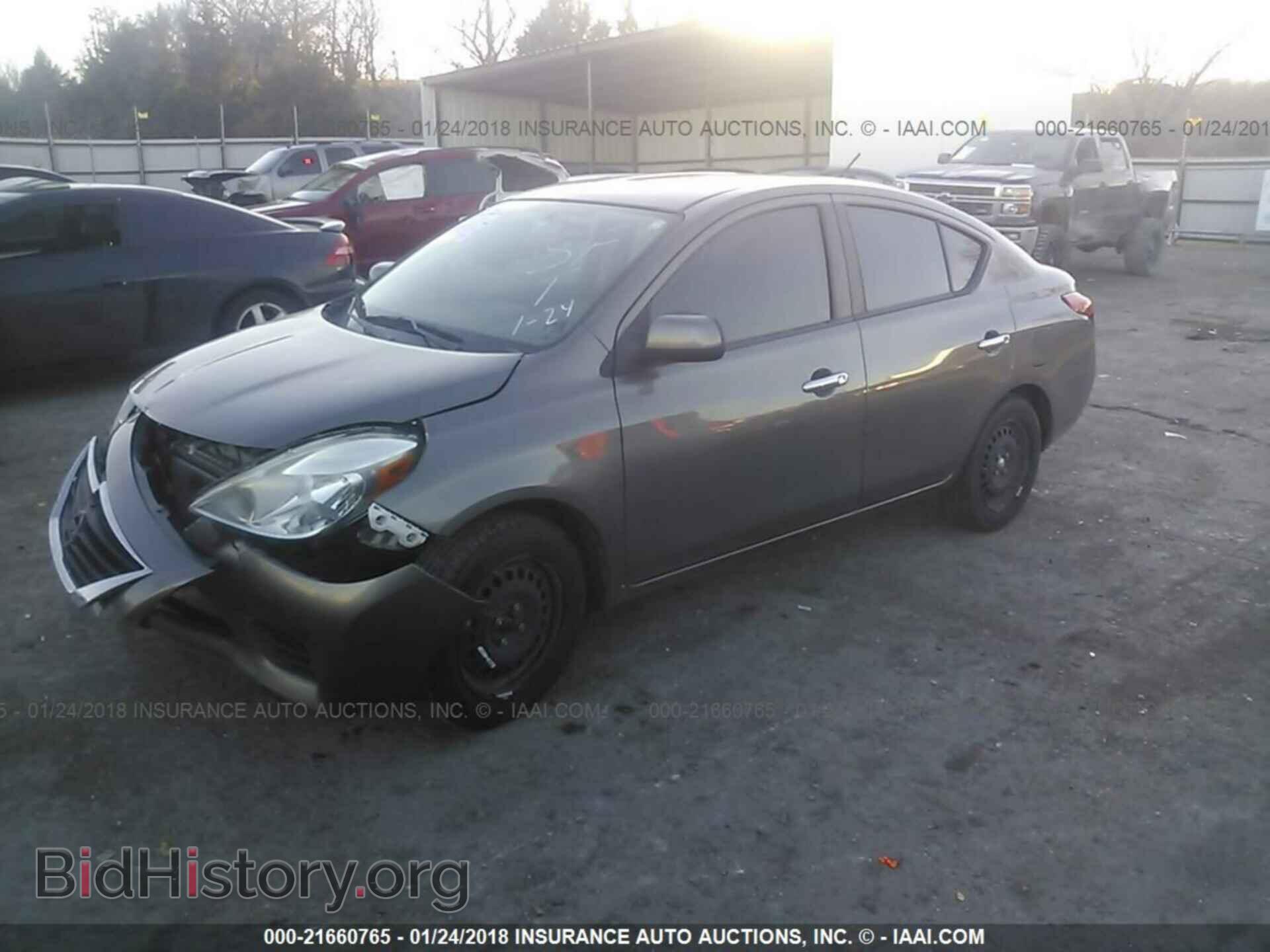 2012 Nissan Versa - VIN: 3N1CN7AP9CL814354 - Фото 2