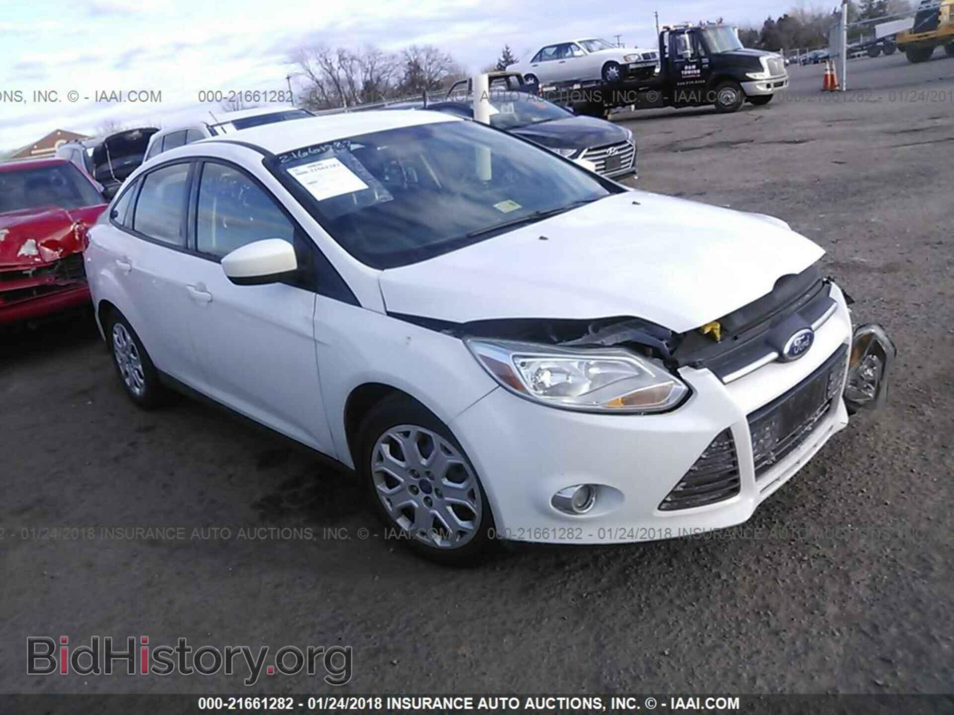 Photo 1FAHP3F2XCL190679 - Ford Focus 2012