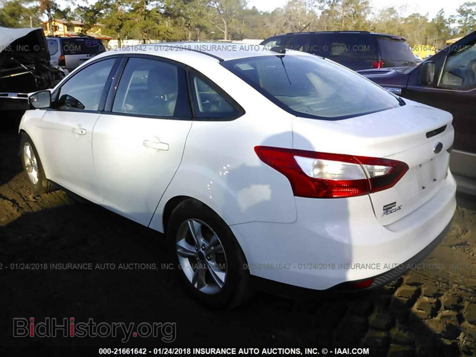 2014 Ford Focus - VIN: 1FADP3F26EL159799 - Фото 3