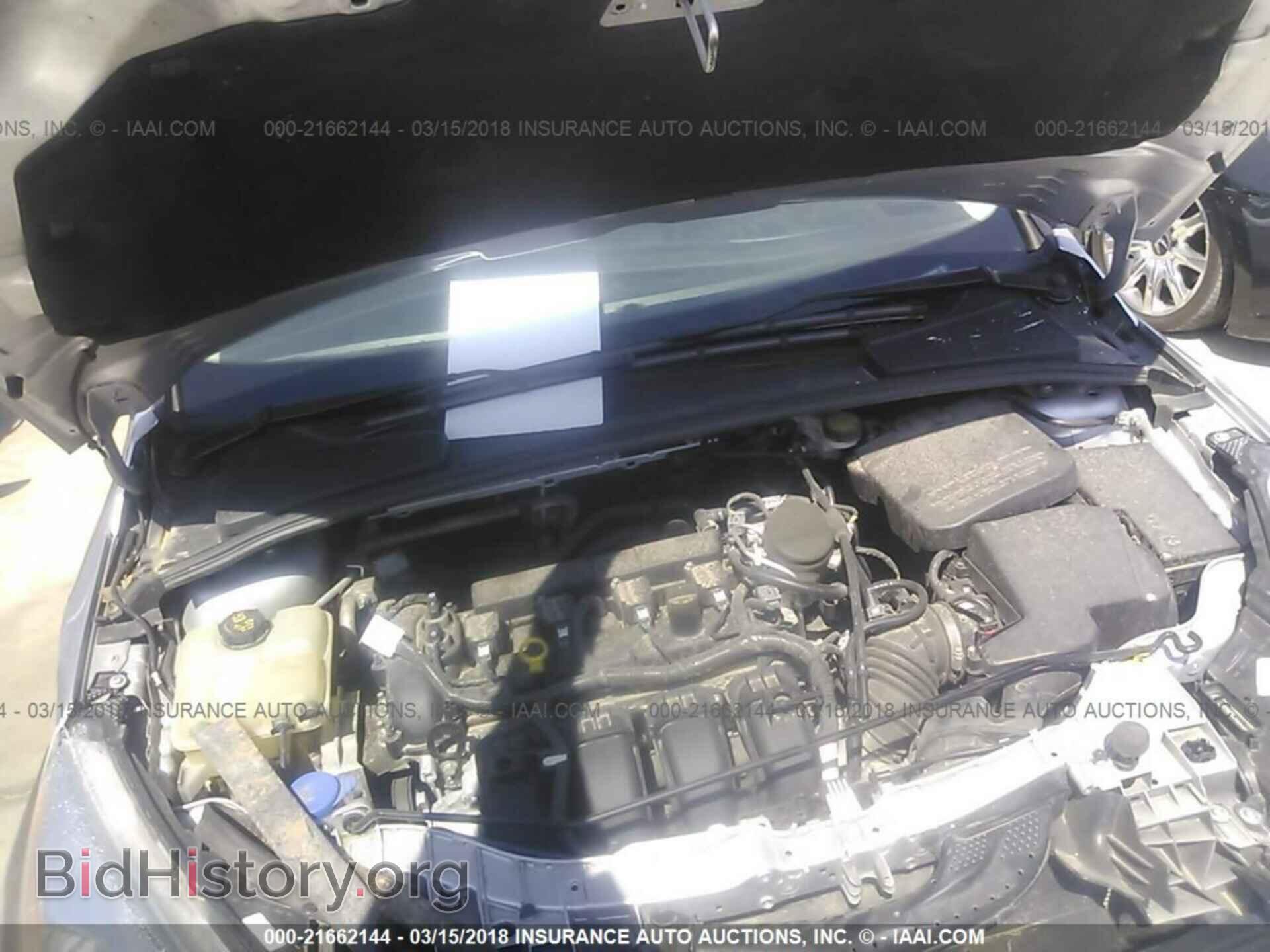 2016 Ford Focus - VIN: 1FADP3K29GL301944 - Photo 10